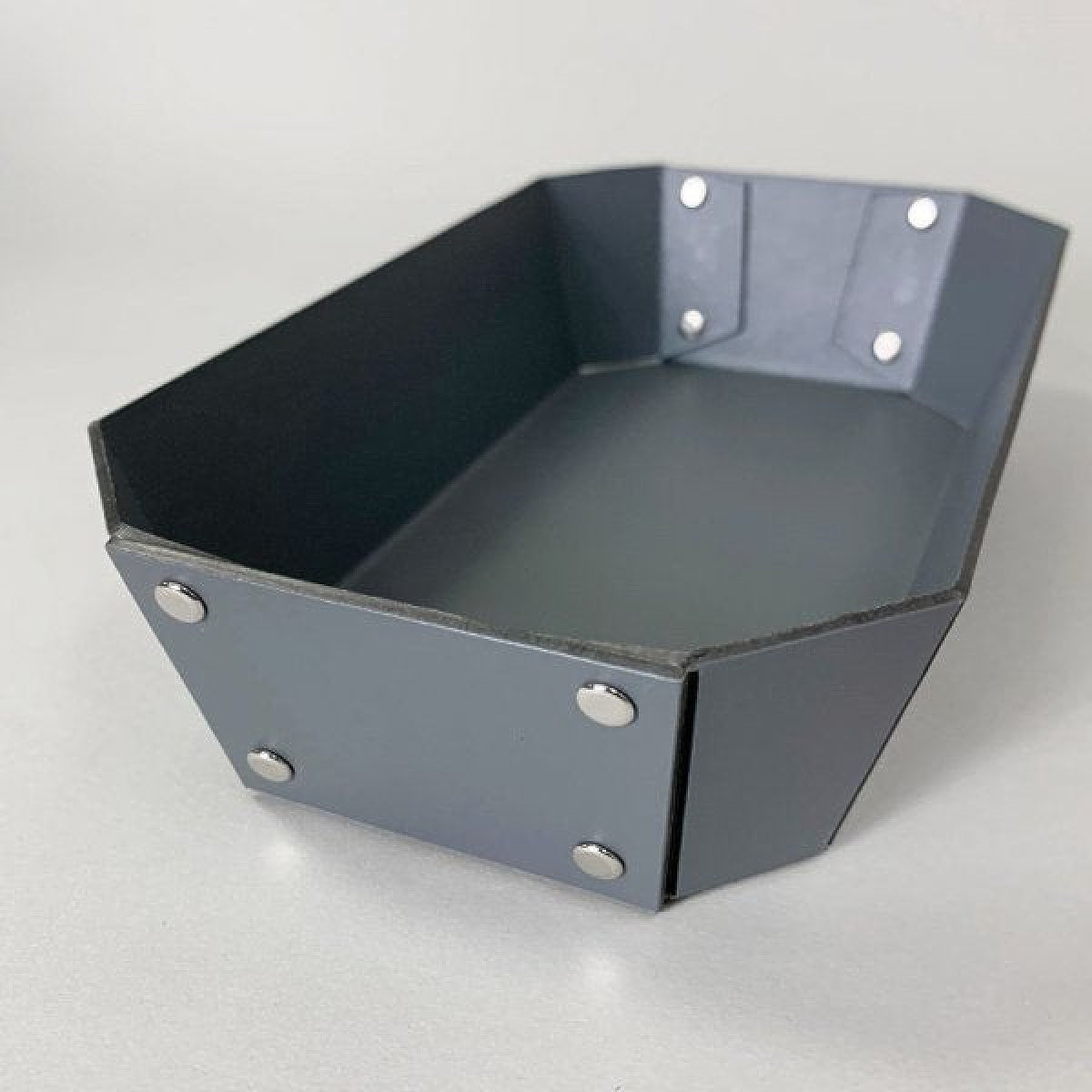 8_TRAY S