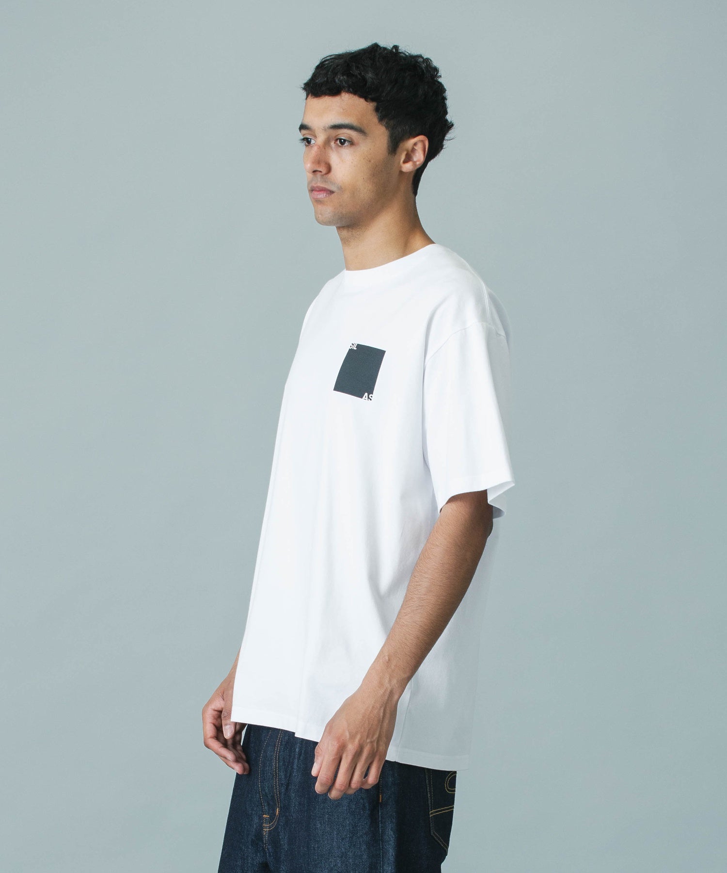 OUTLINE SQUARE S/S TEE