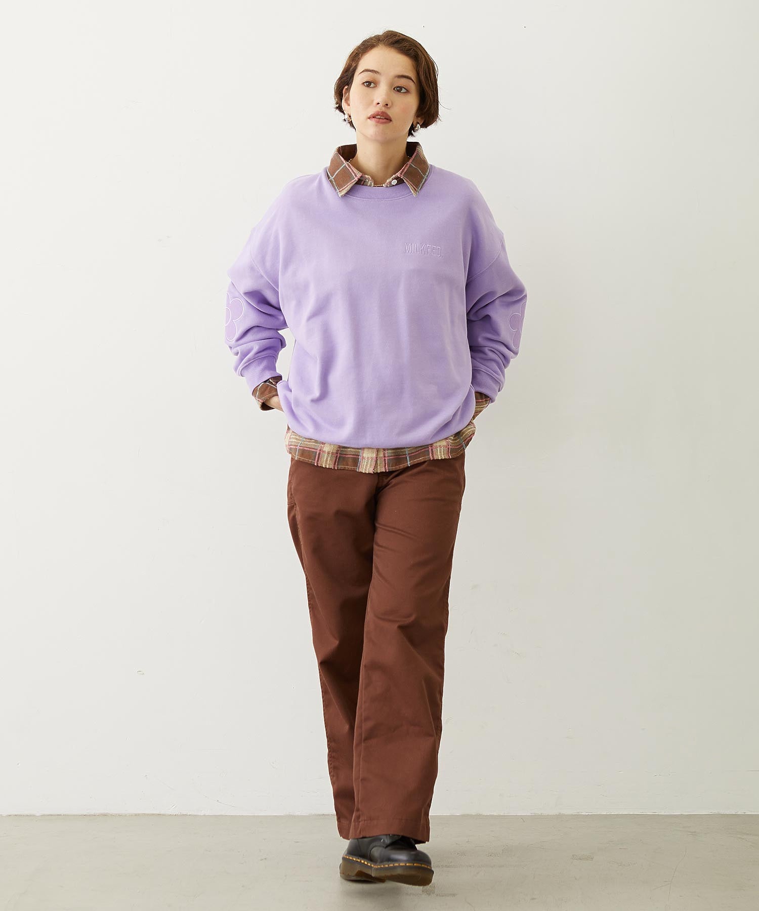 FLOWER ELBOW PATCH SWEAT TOP