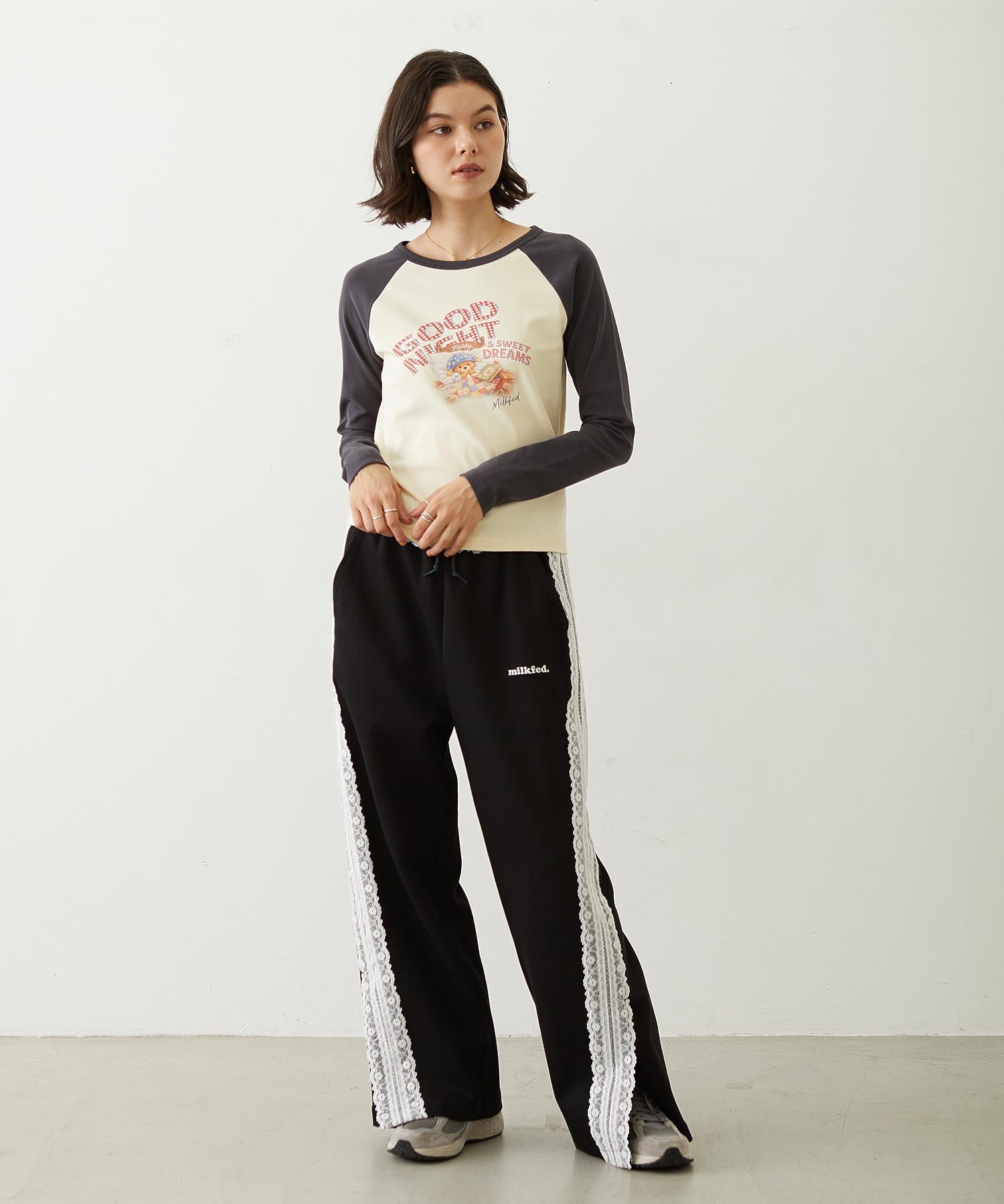 SLEEPING M.FEDDY COMPACT B/B TEE