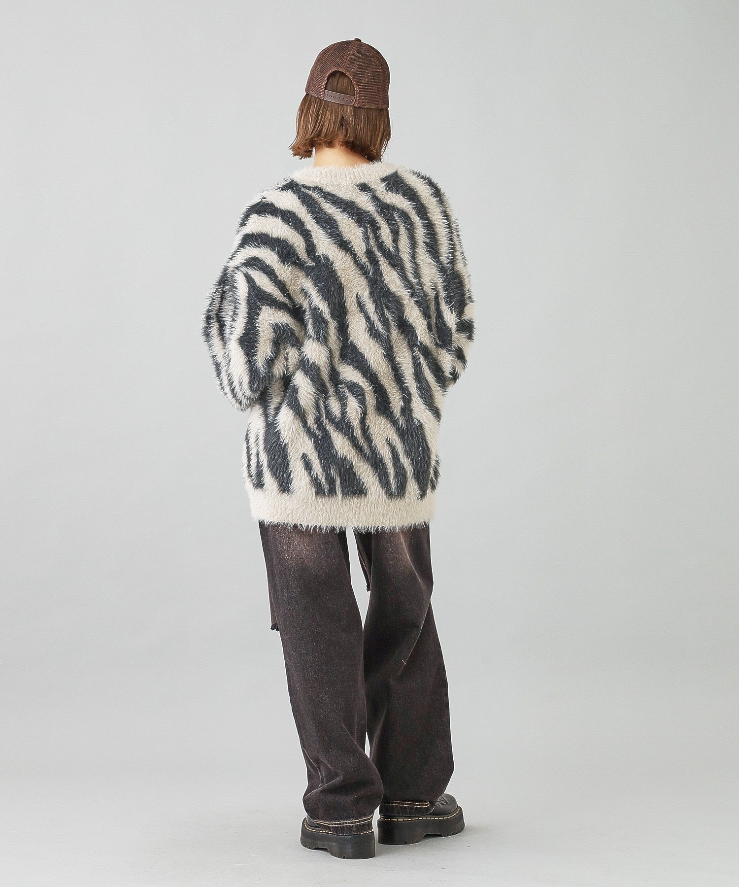 ZEBRA KNIT CARDIGAN