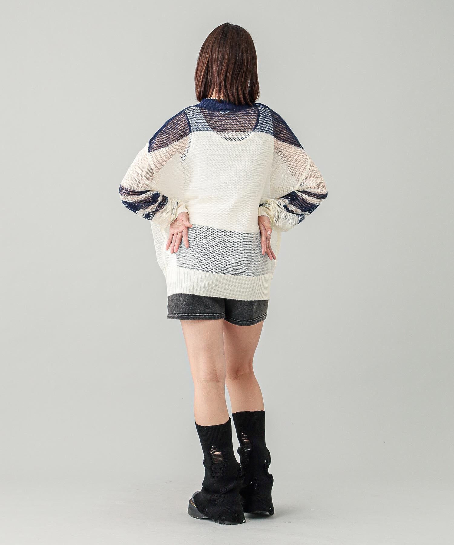 NUMBERING KNIT TOP