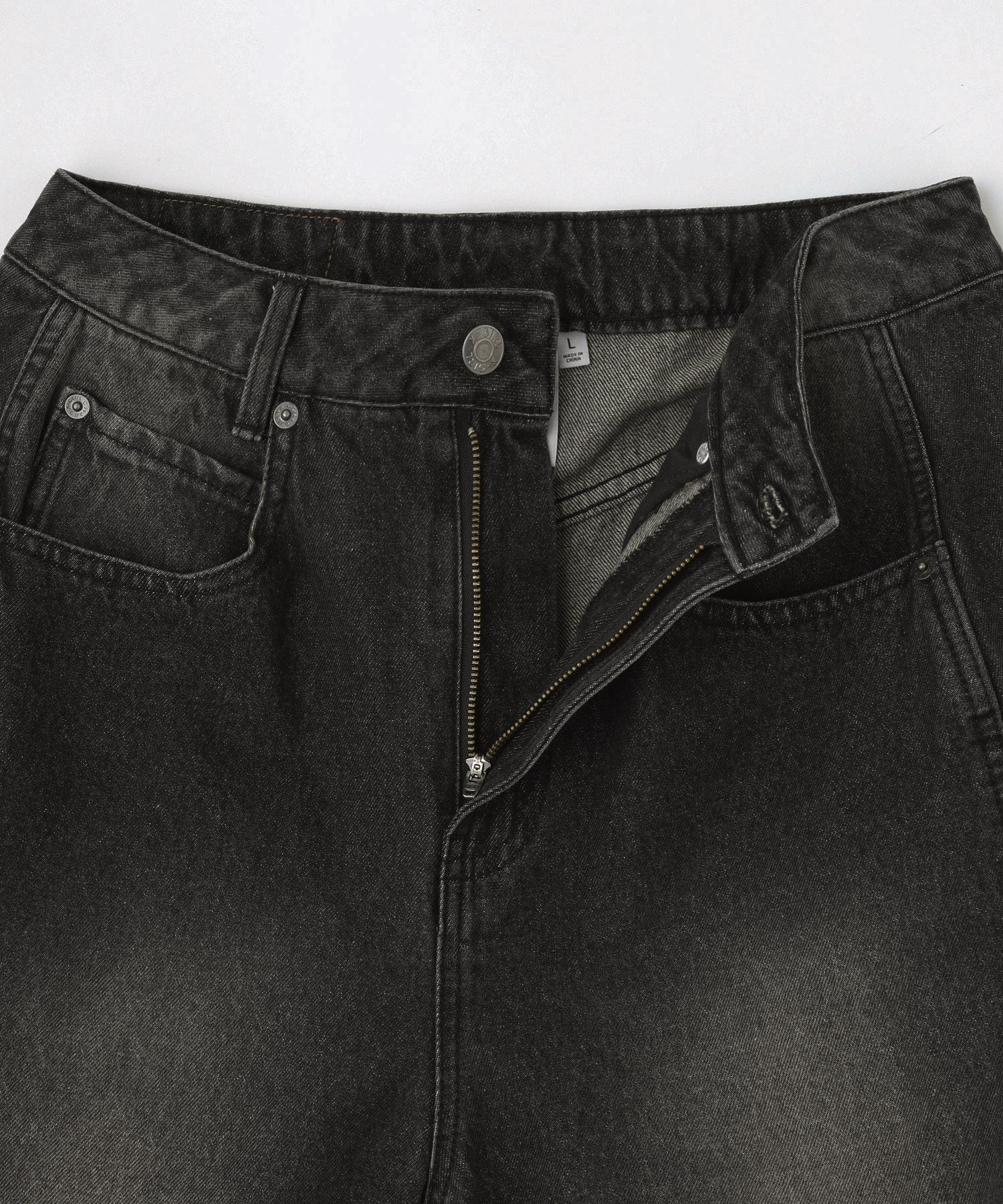 WIDE BAGGY DENIM PANTS