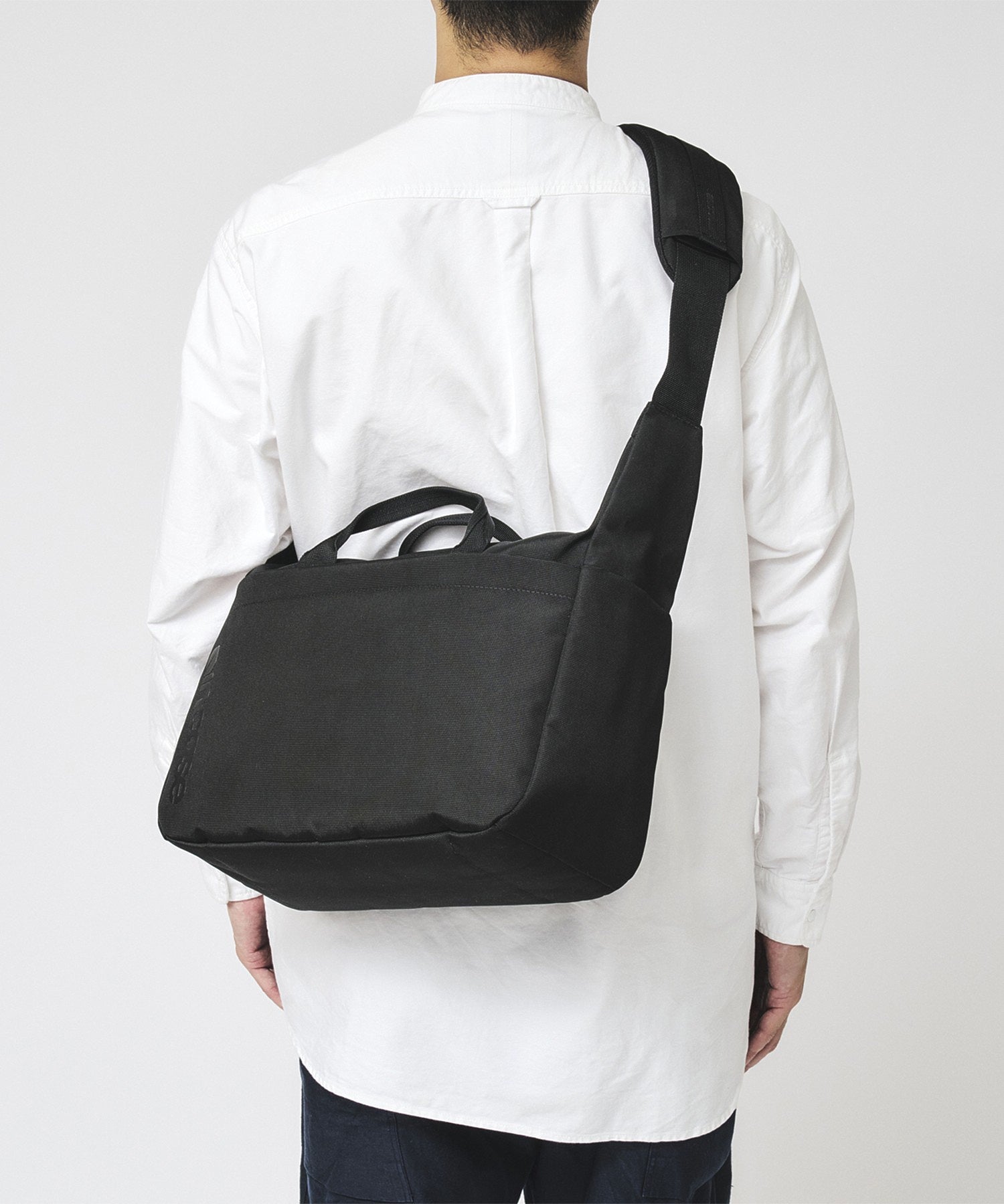 Grid Shoulder Bag - Black