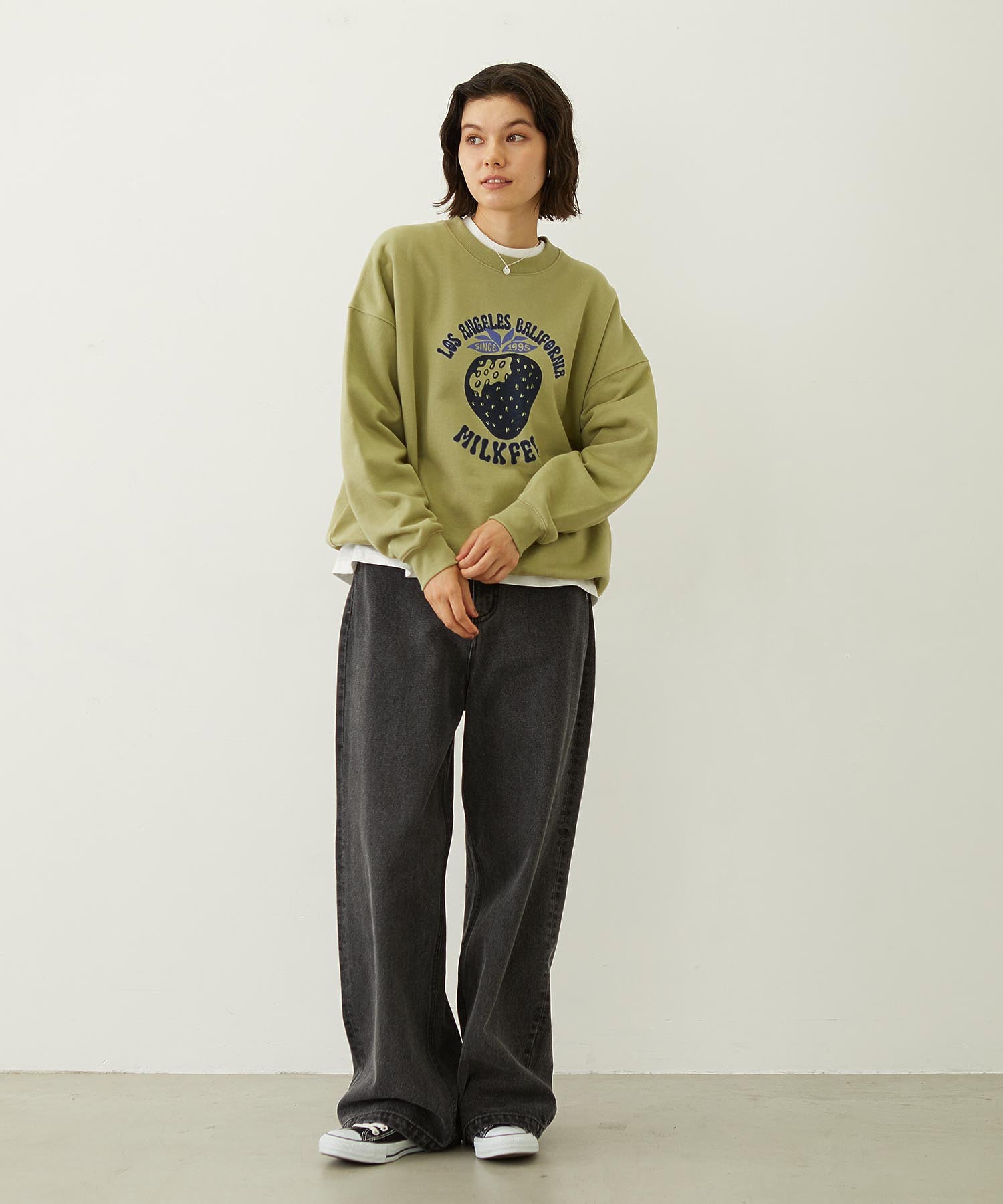 STRAWBERRY SWEAT TOP