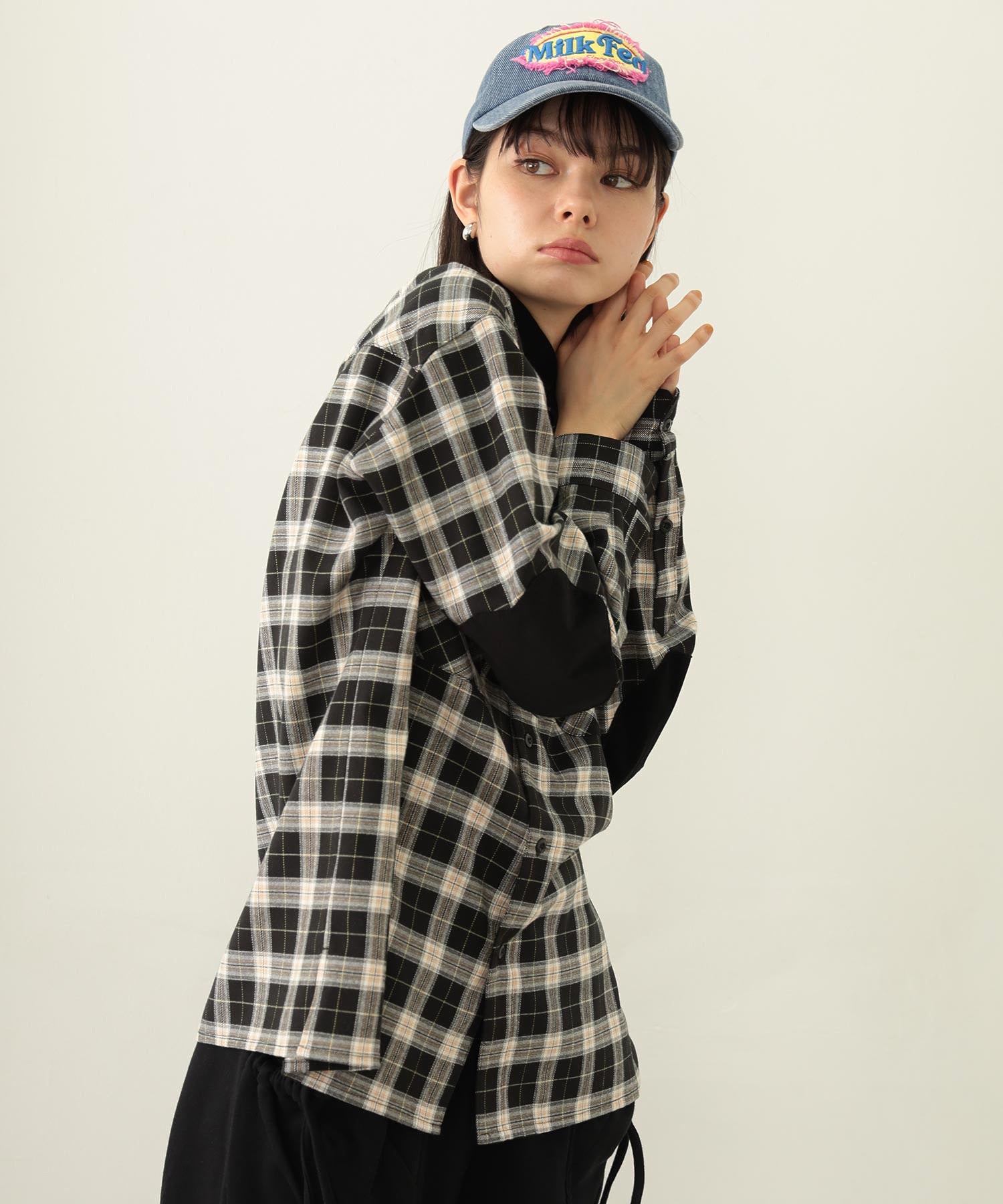 HEART ELBOW PATCH PLAID SHIRT