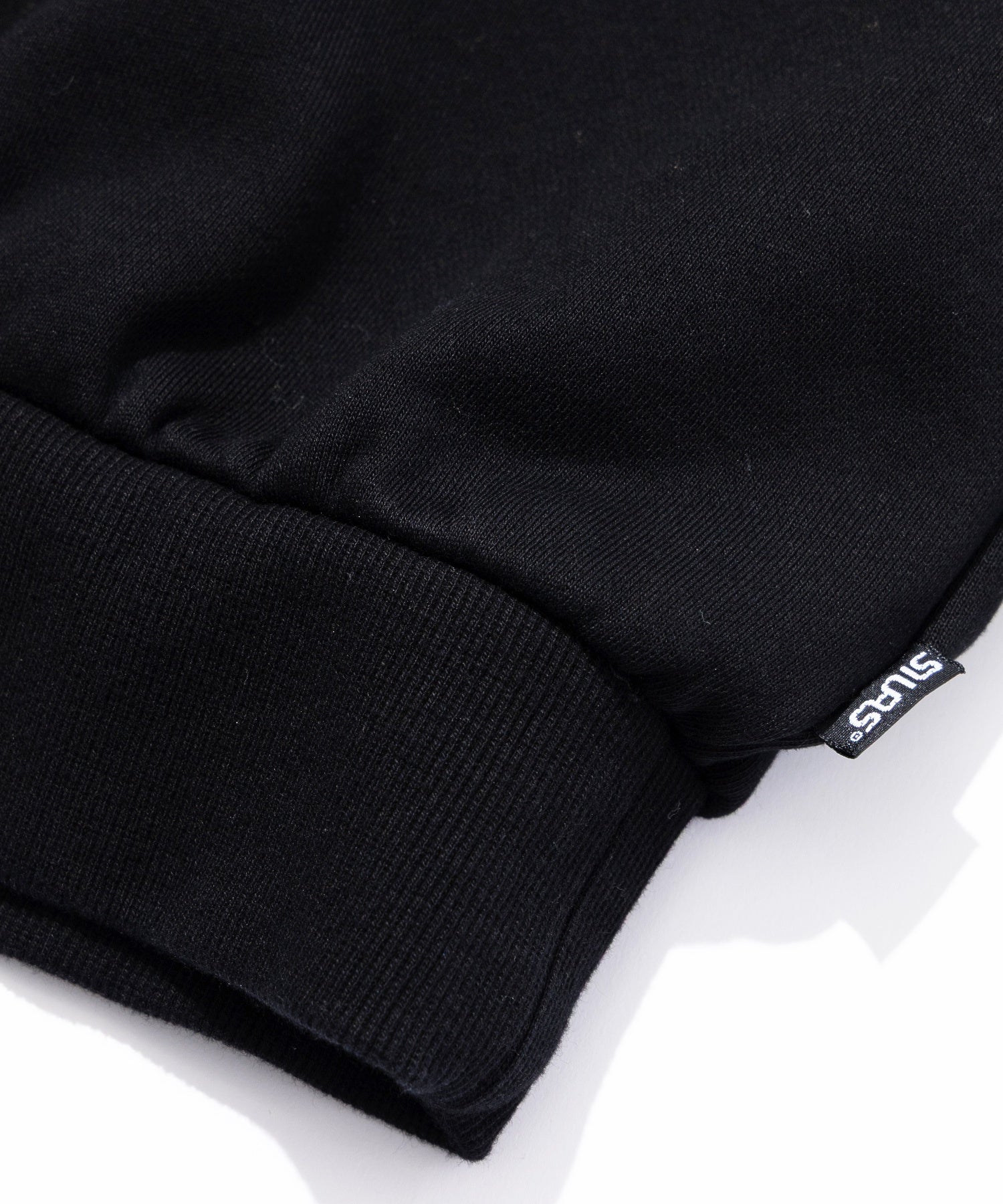 LAYERED SLEEVE CREW NECK