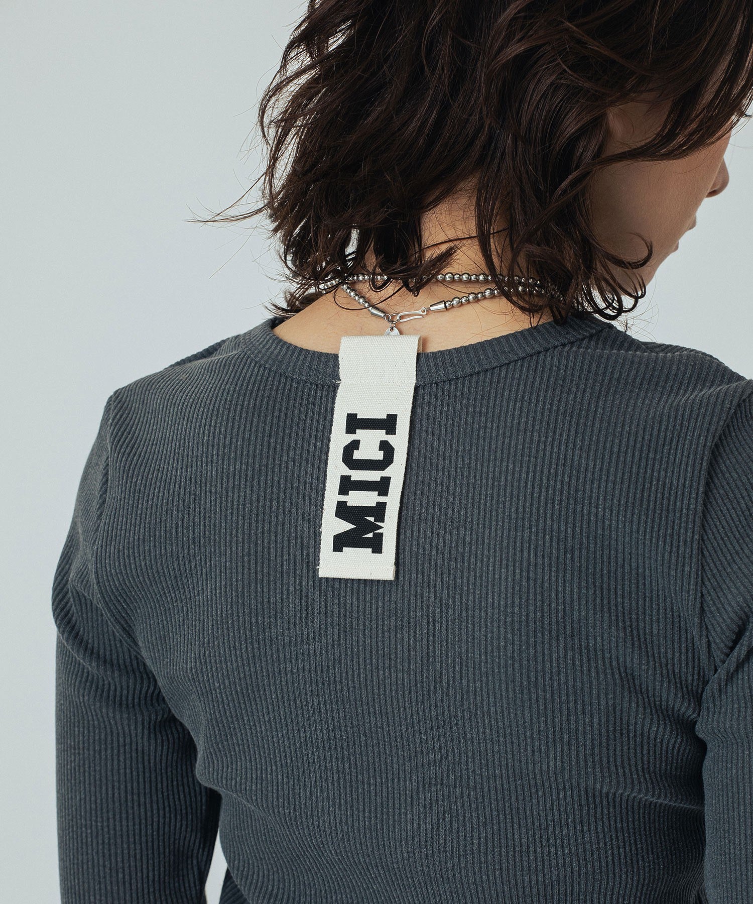 mici/LONG SLEEVE RIB TOP