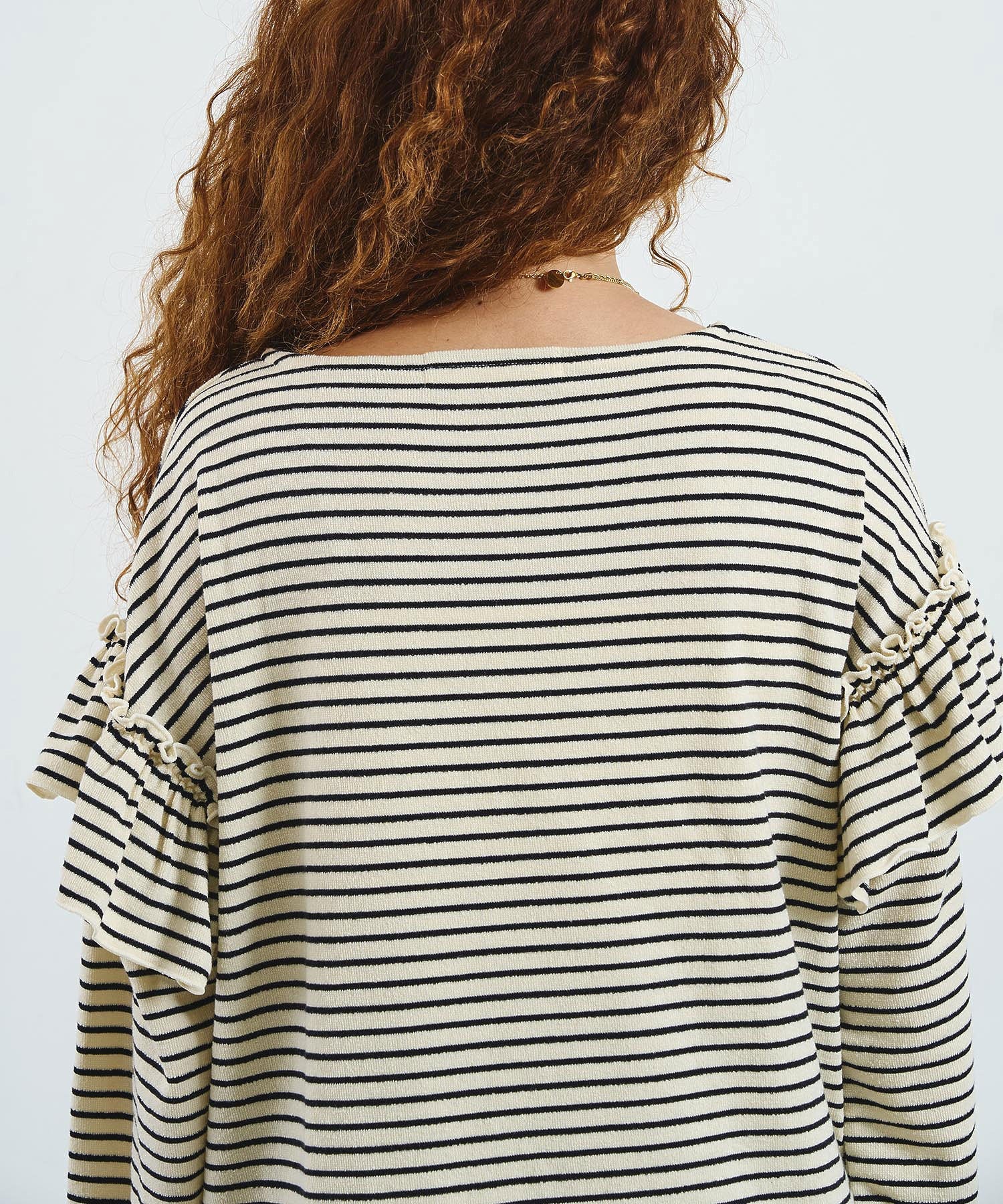 mag.by c/FRILL STRIPE L/S TOP