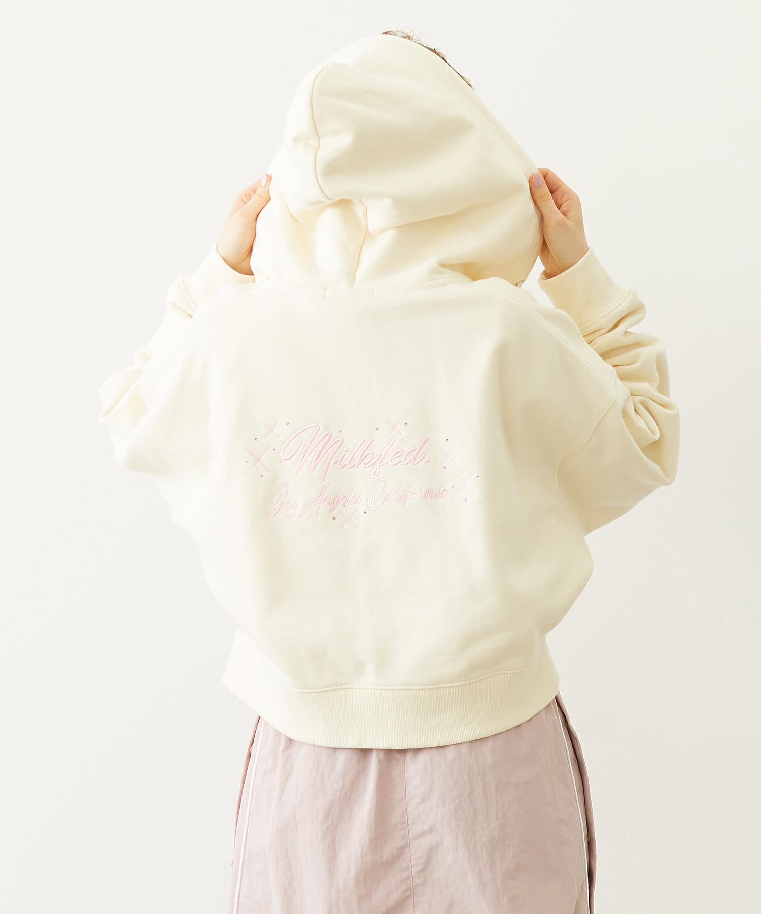 RHINESTONE LOGO SHORT ZIP UP HOODIE