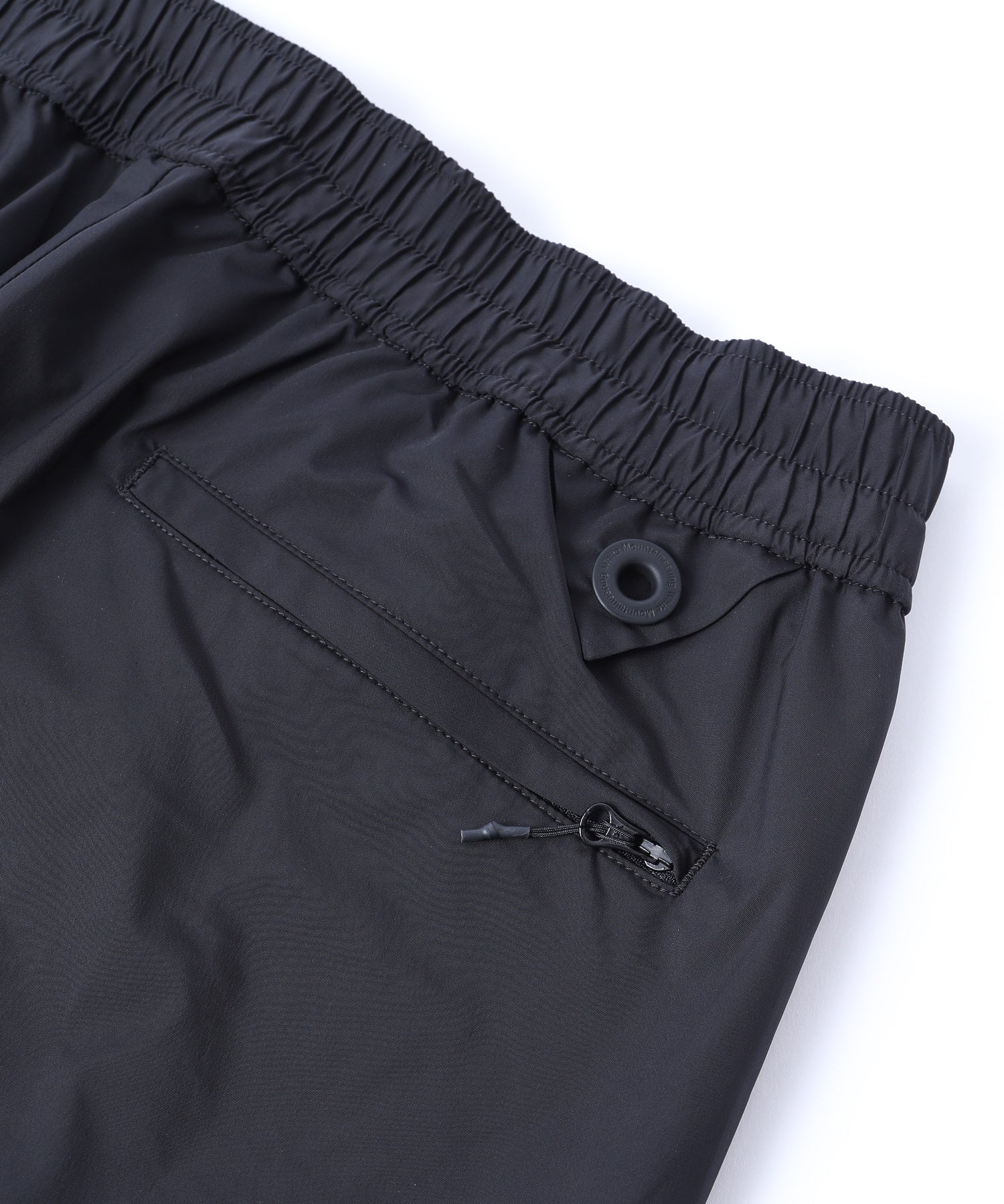 WHITE MOUNTAINEERING/ホワイトマウンテニアリング/WM×UMBRO EASY CARGO PANTS/BK2473402