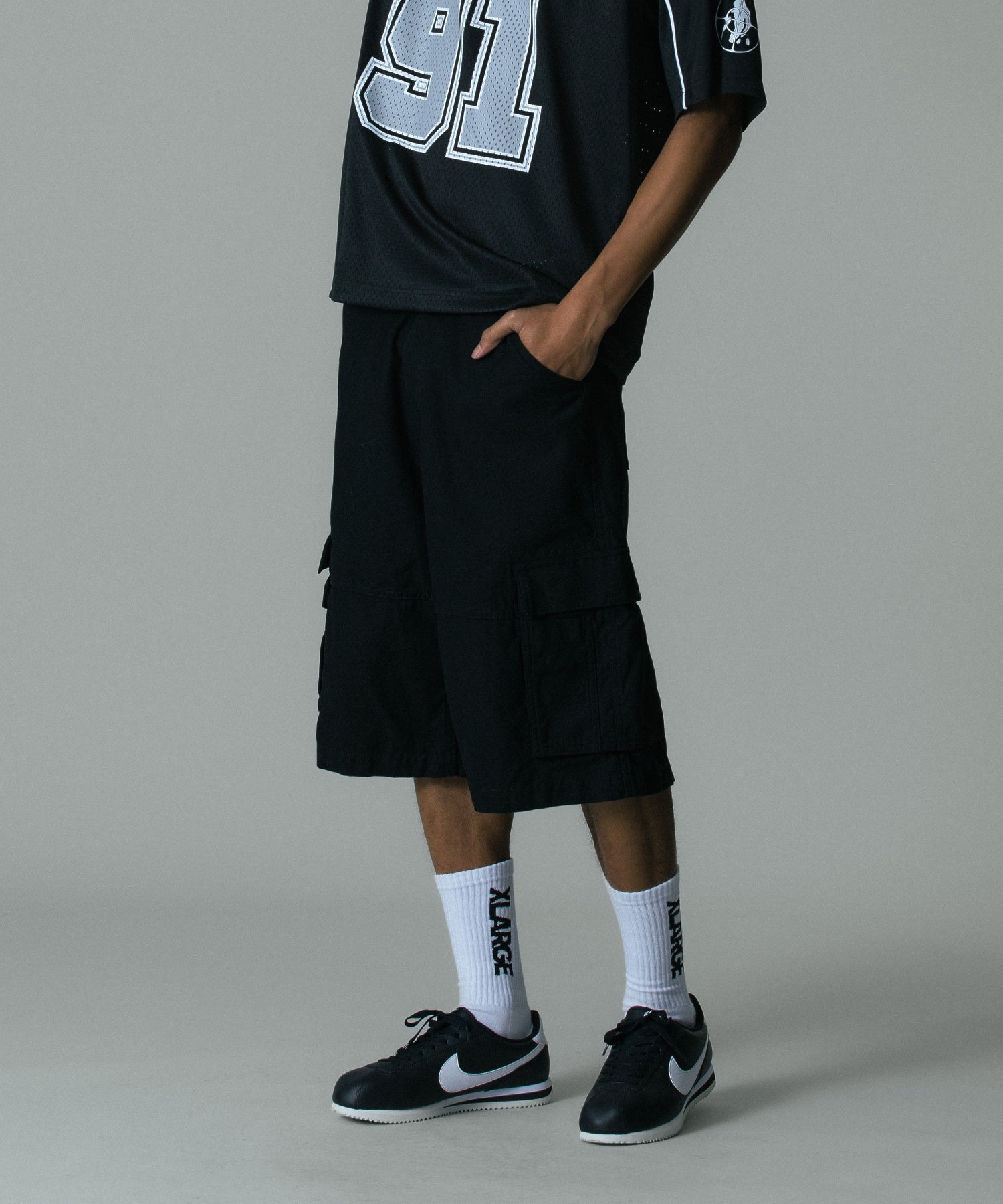 MODEL 身長185cm / 着用サイズ：34inch