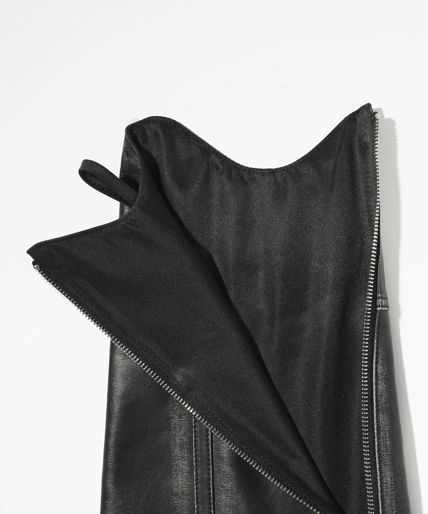 FAUX LEATHER LEG WARMER