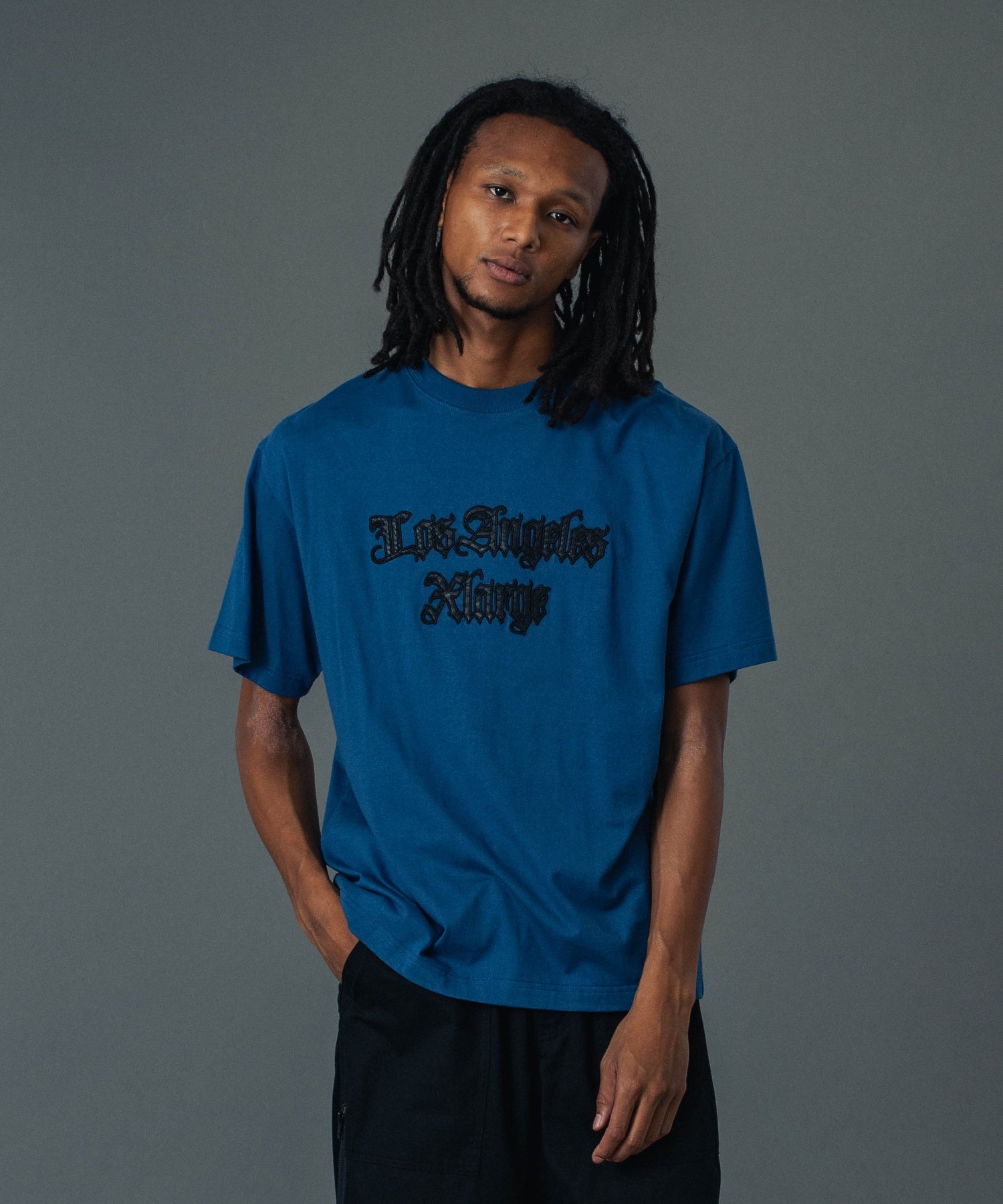 MODEL 身長185cm / 着用サイズ：Lサイズ