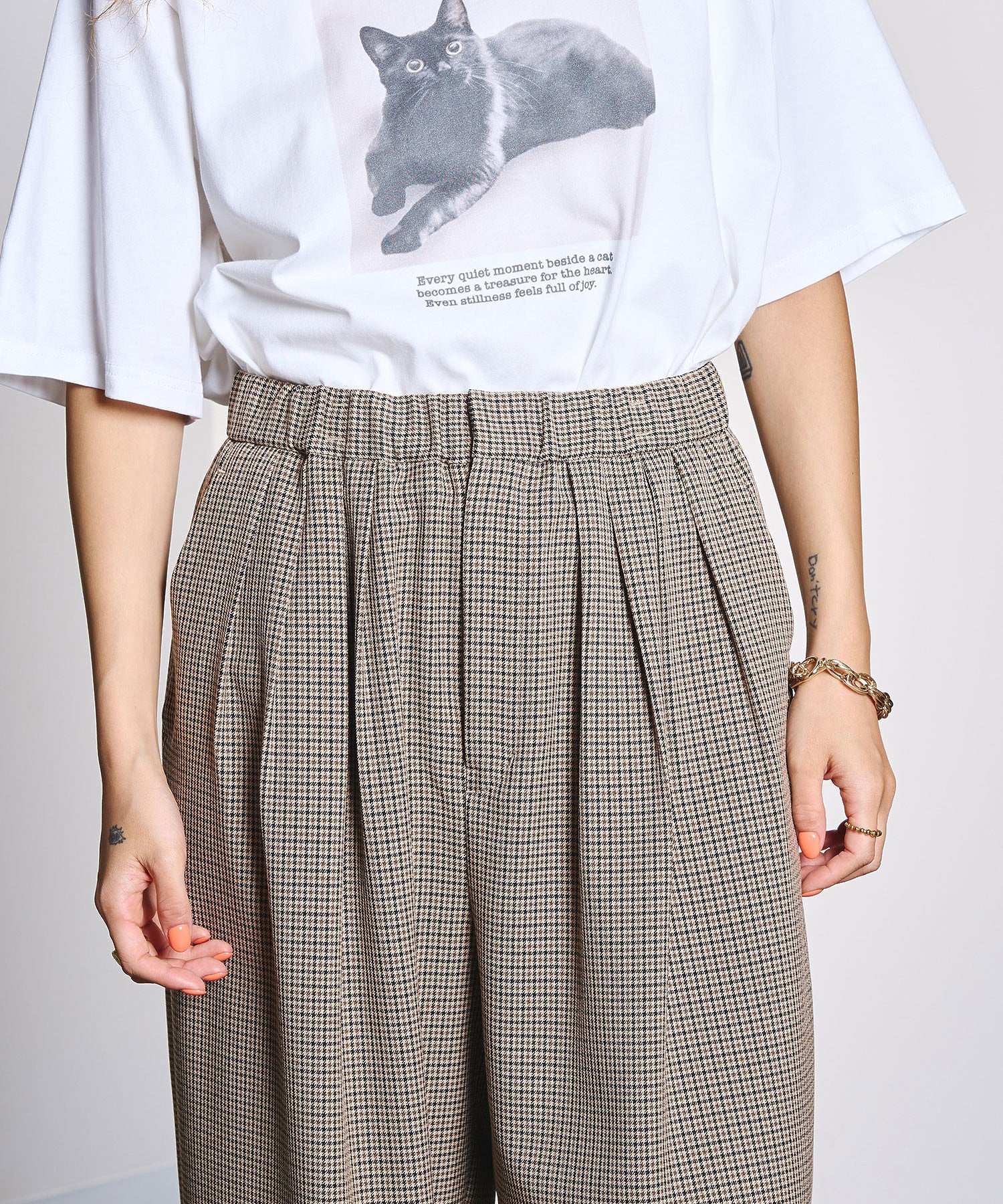 TUCKED BARREL PANTS