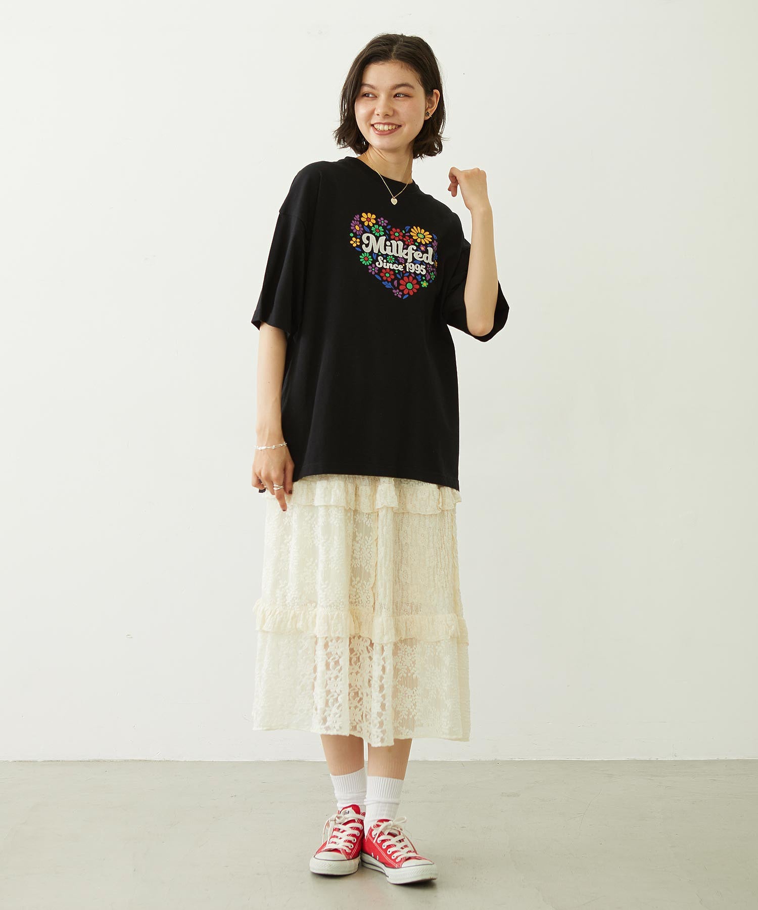 HEART FLOWER EMBROIDERY S/S TEE