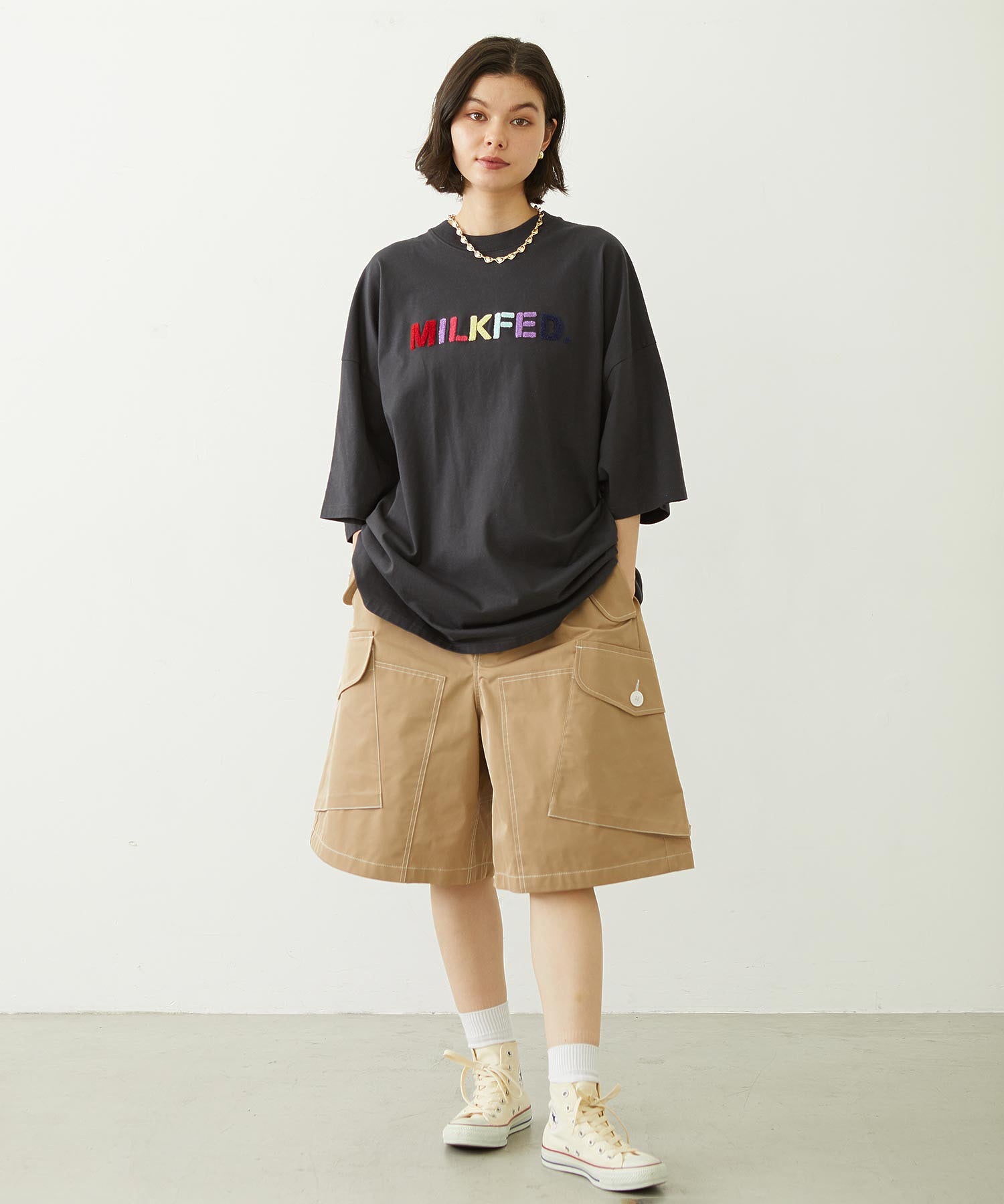 STENCIL SAGARA EMBROIDERY S/S TEE