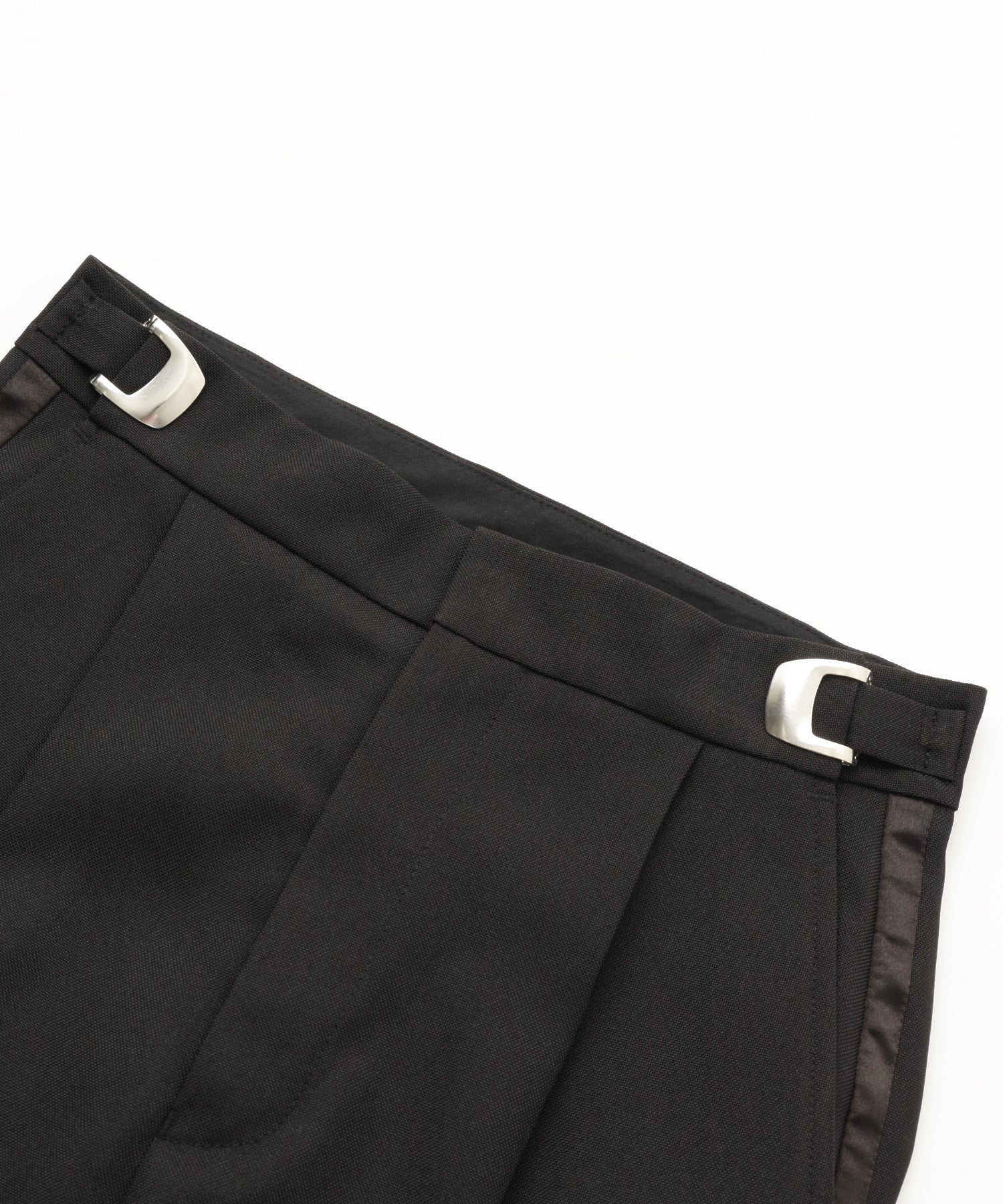 WAIST ADJUSTABLE WIDE TUCK PANTS