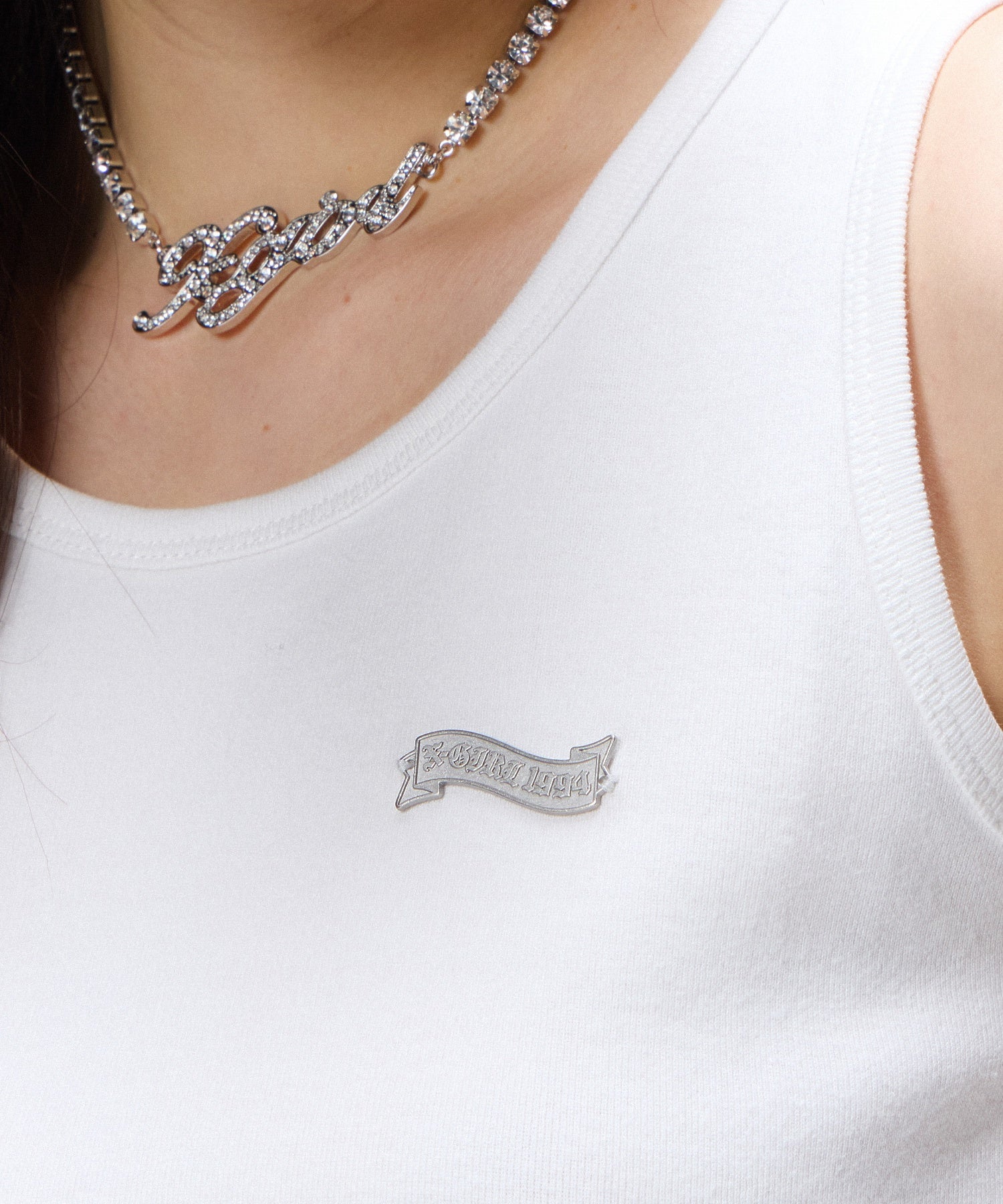 METAL NAME LOGO TANK TOP
