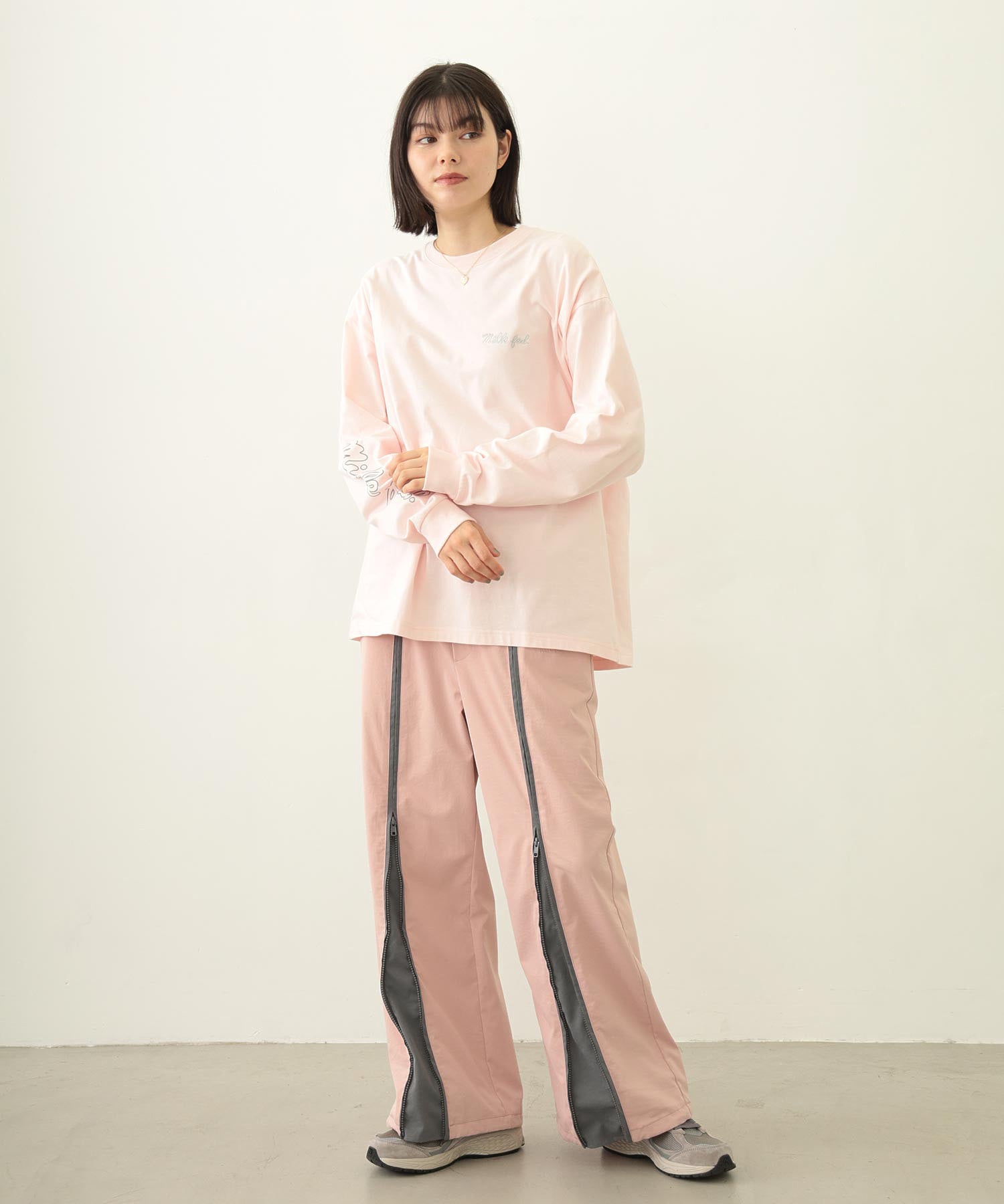 FRONT LINE ZIP UP PANTS