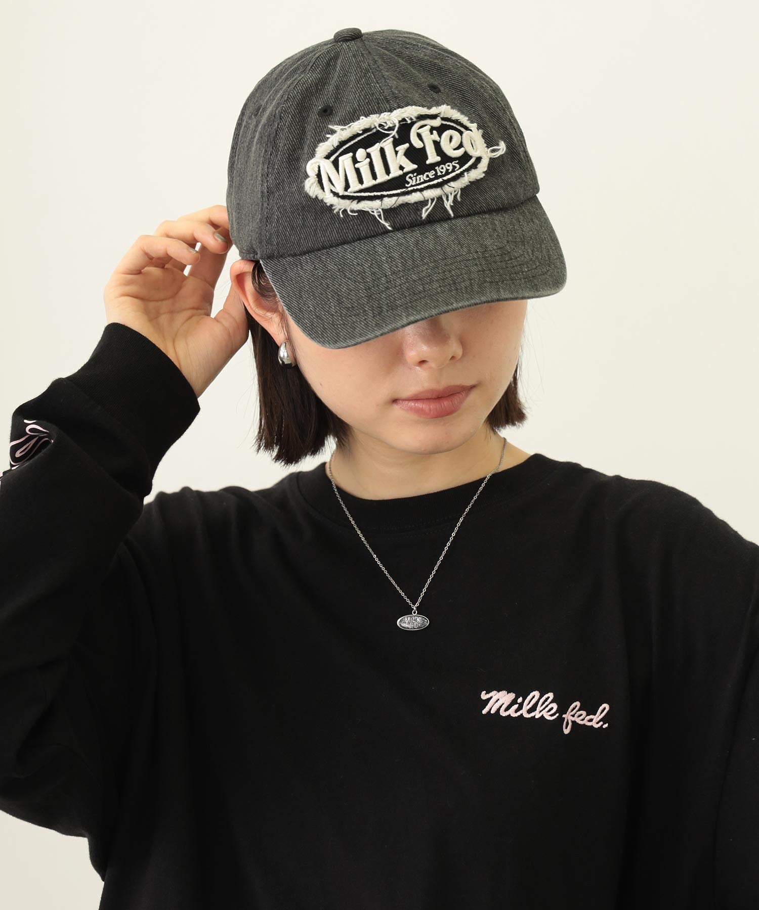 FRAYED LOGO PATCH CAP