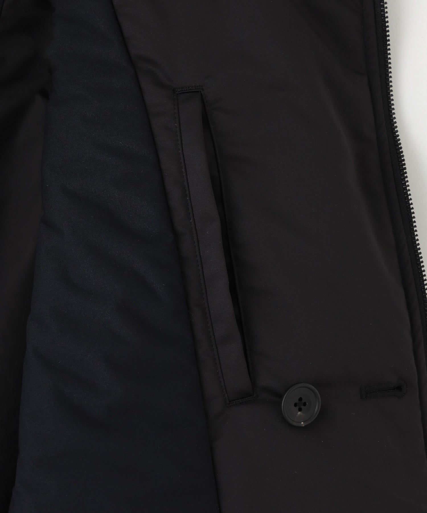 WHITE MOUNTAINEERING/ホワイトマウンテニアリング/WINDSTOPPER RAGLAN BLOUSON WM2573219