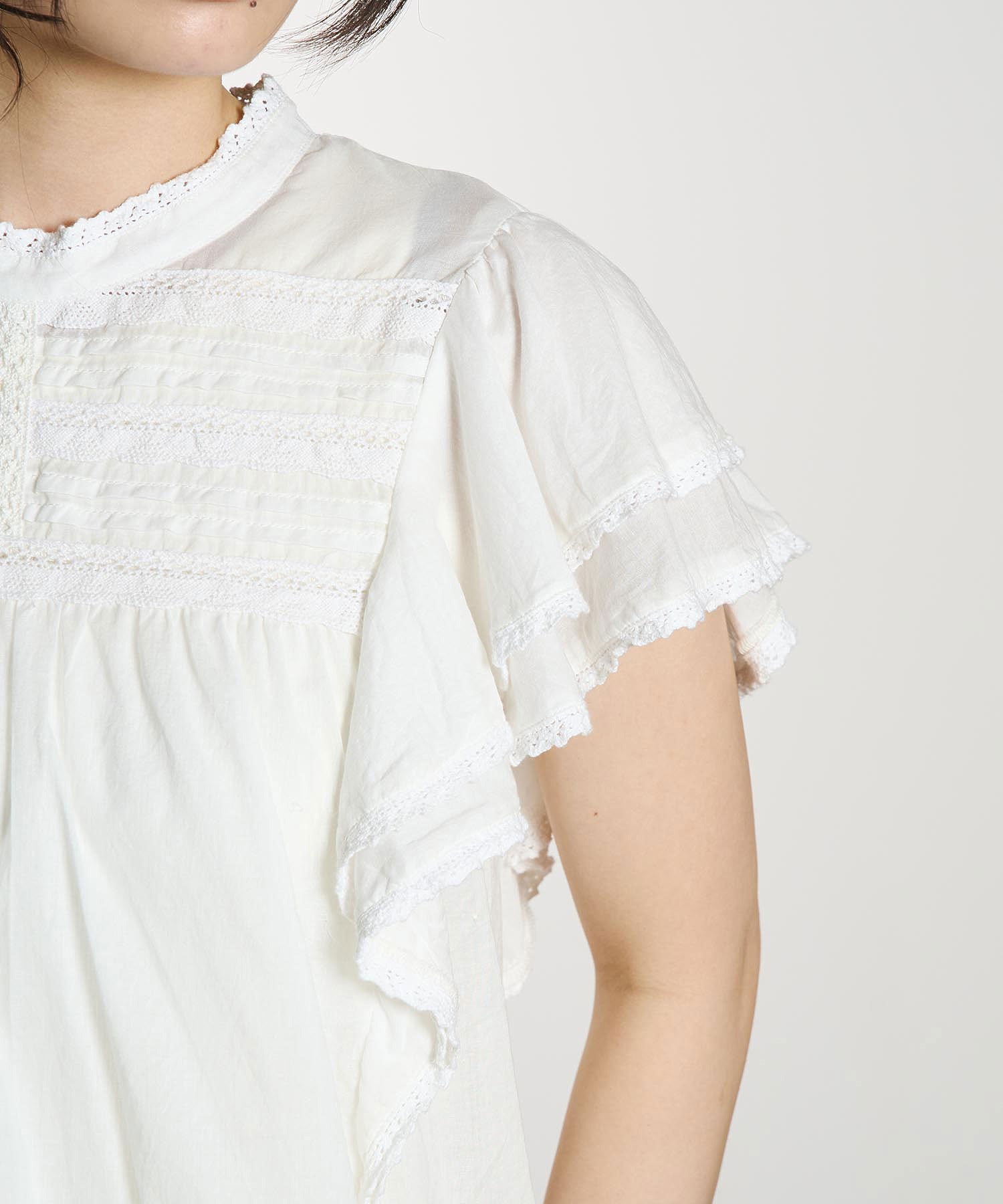 SLEEVE FRILL BLOUSE
