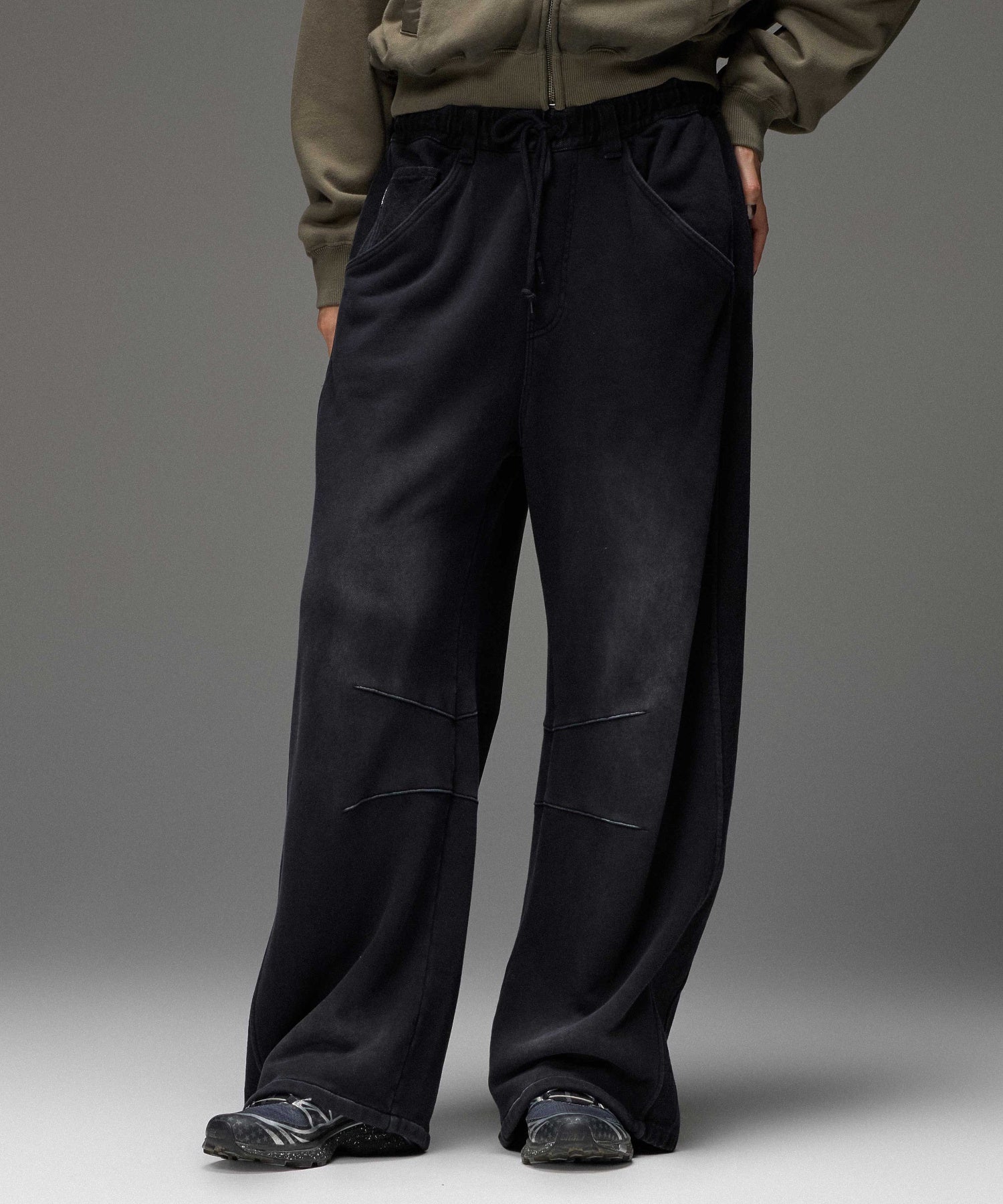 DENIM PANELED WIDE BAGGY SWEATPANTS