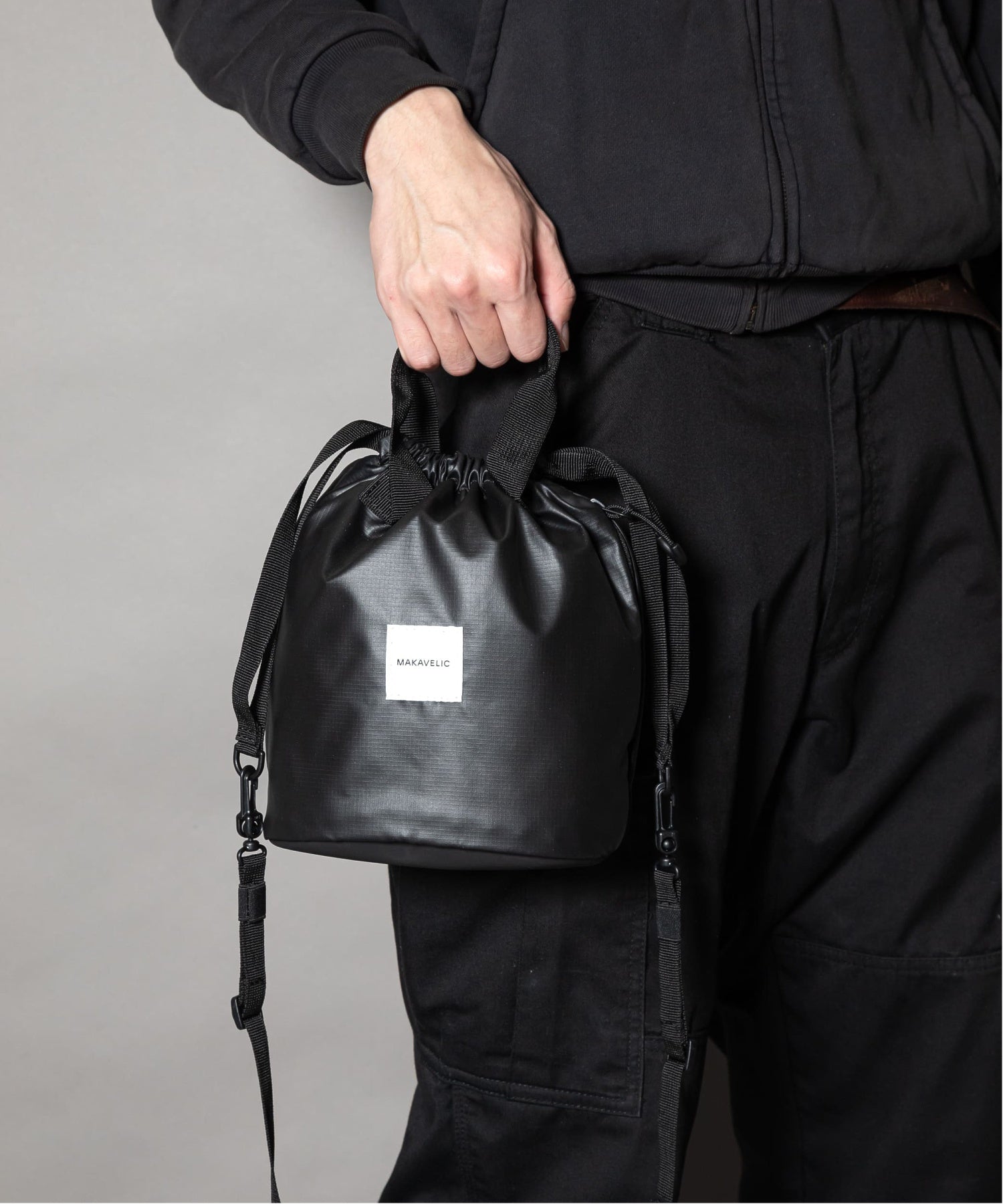 MAKAVELIC/BLEST MID SHOULDER BAG