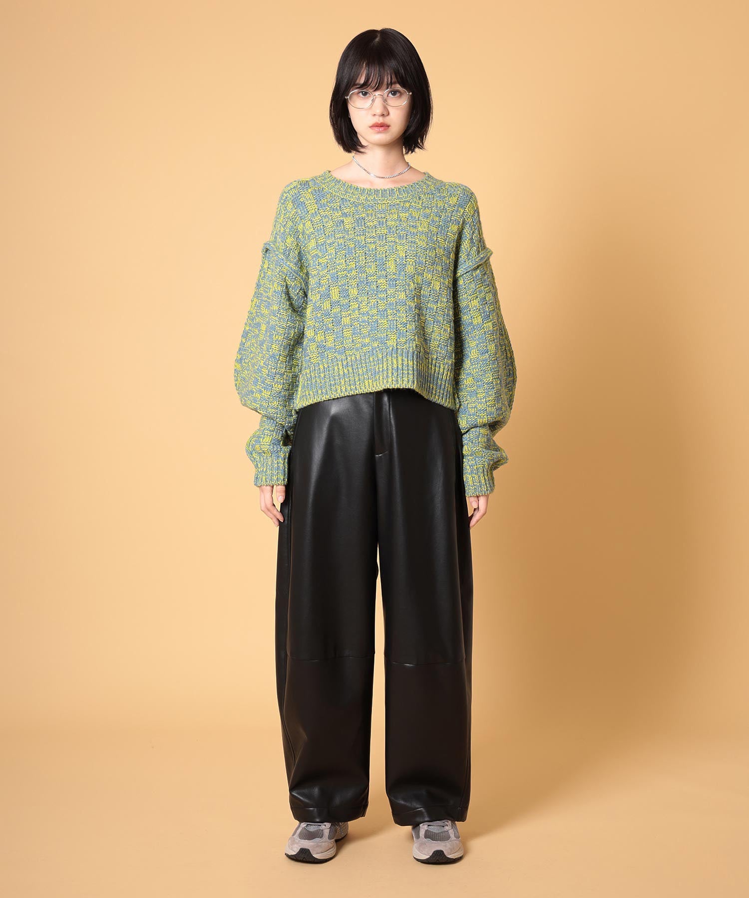 レザーカーブパンツ