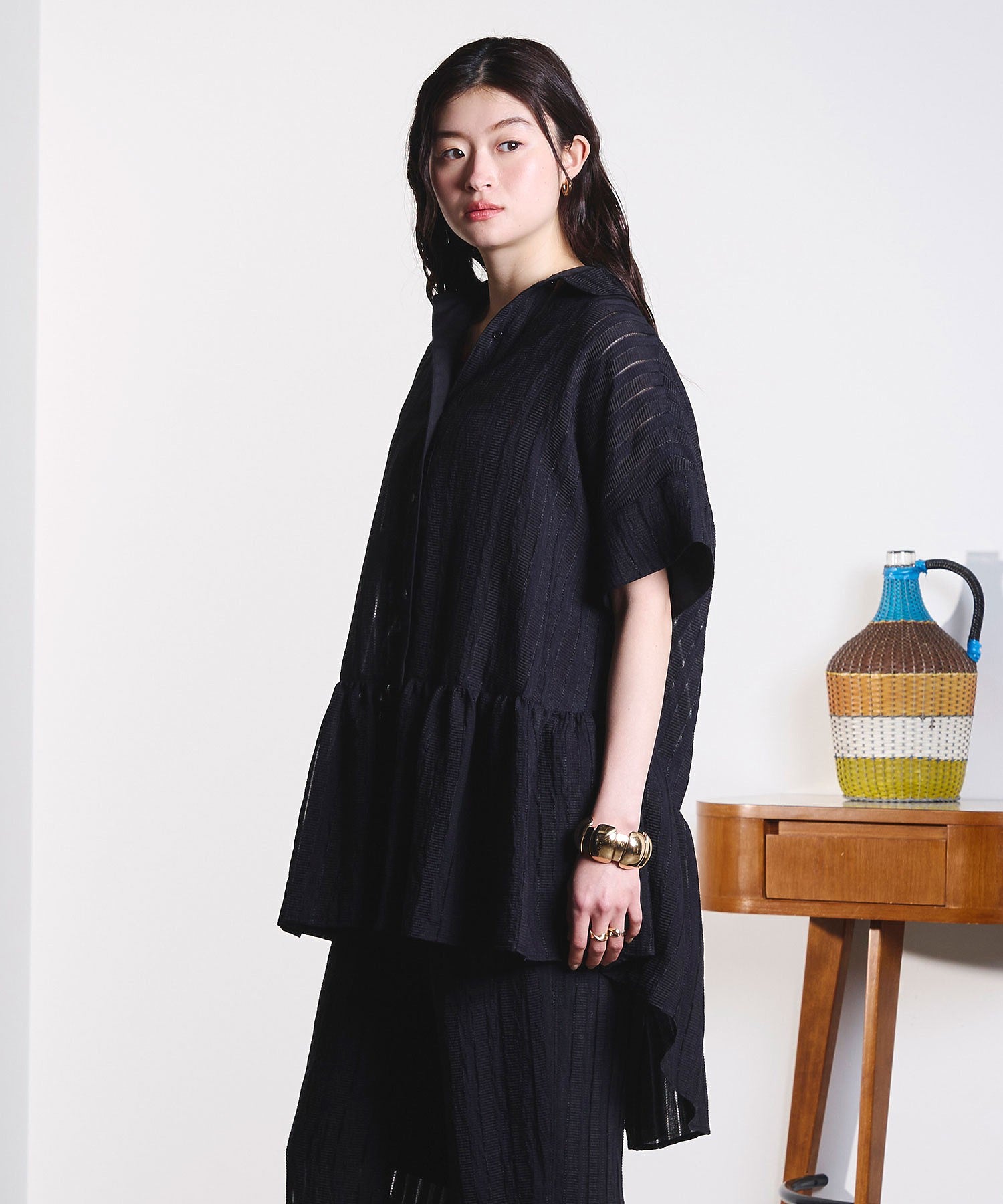 GENE HEAVENS/TIERED HEM S/S SHIRT