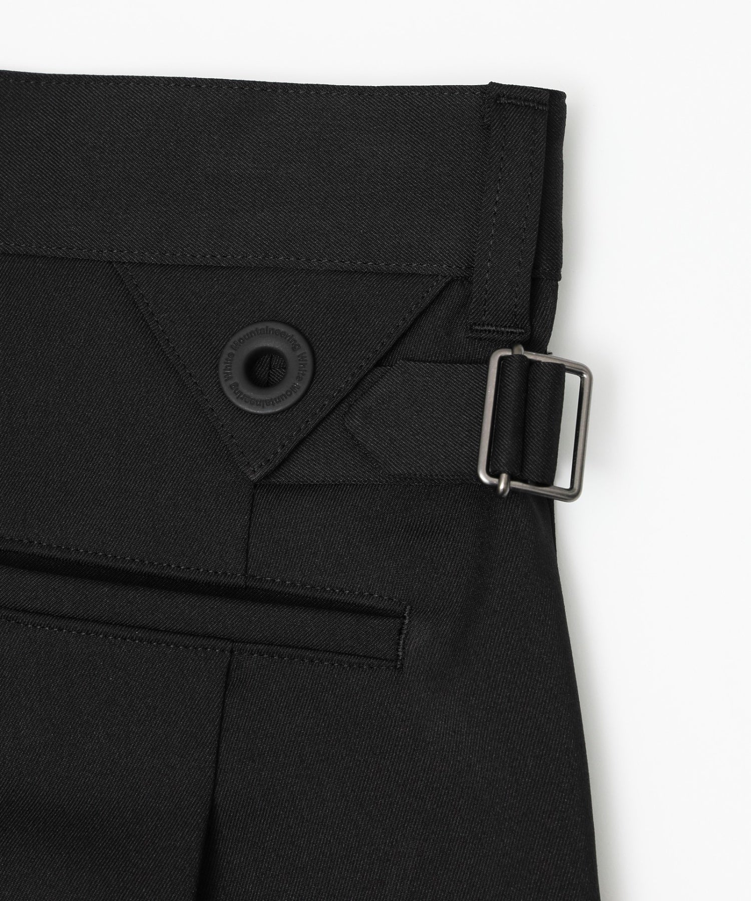 WHITE MOUNTAINEERING/ホワイトマウンテニアリング/8 TUCK WIDE SHORT PANTS WM2671403