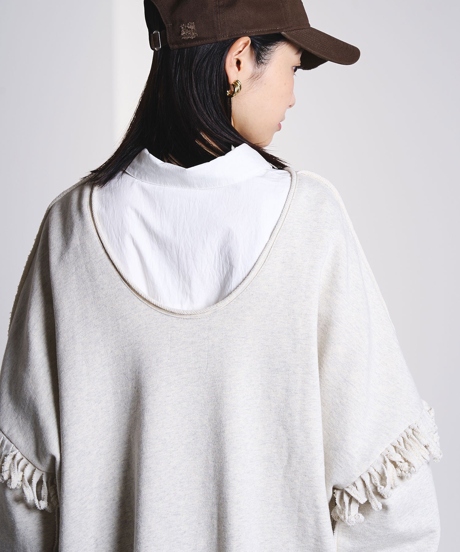 GENE HEAVENS/FRONT AND BACK FRINGE SWEAT