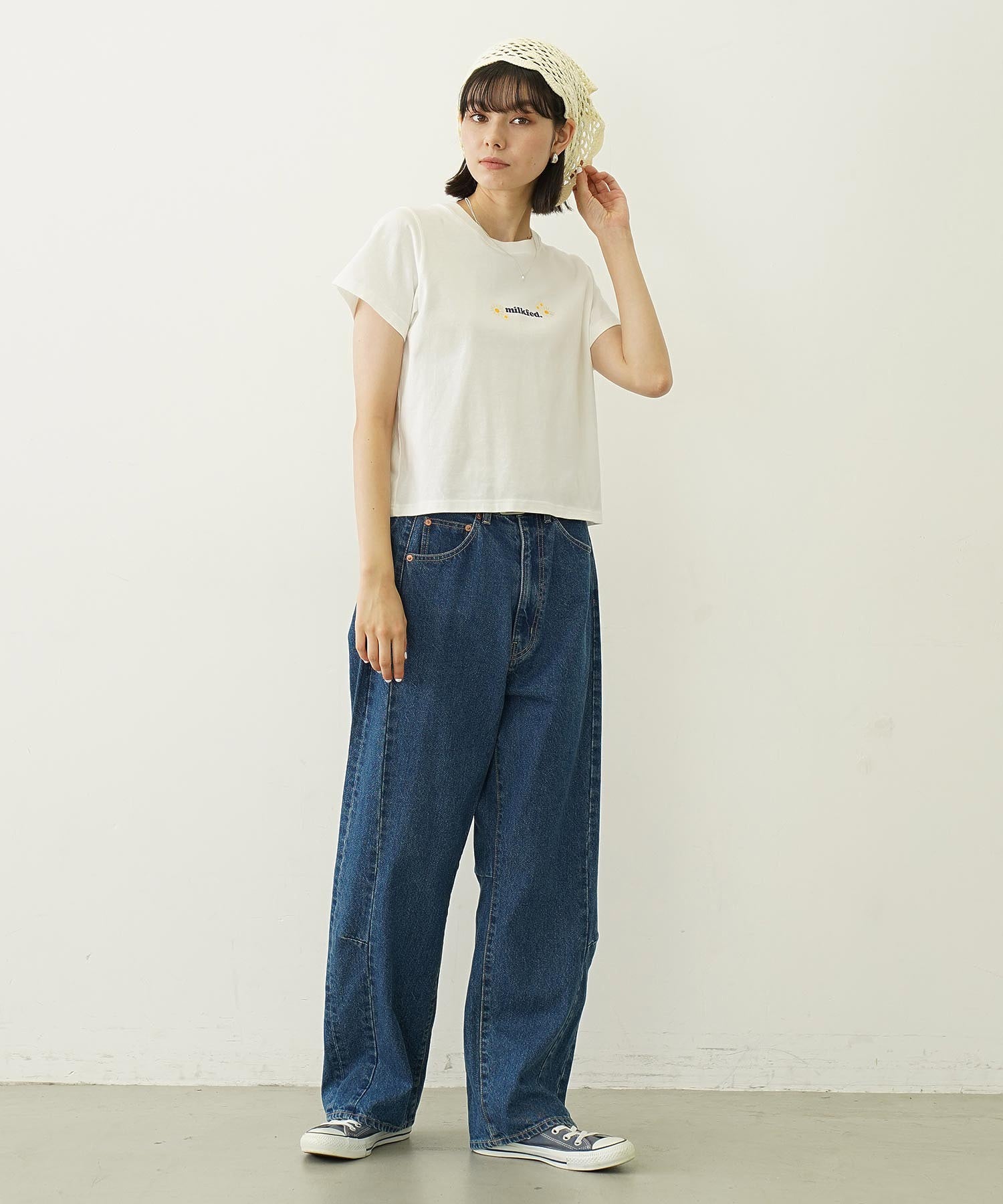 DAISY AND LOGO COMPACT S/S TEE