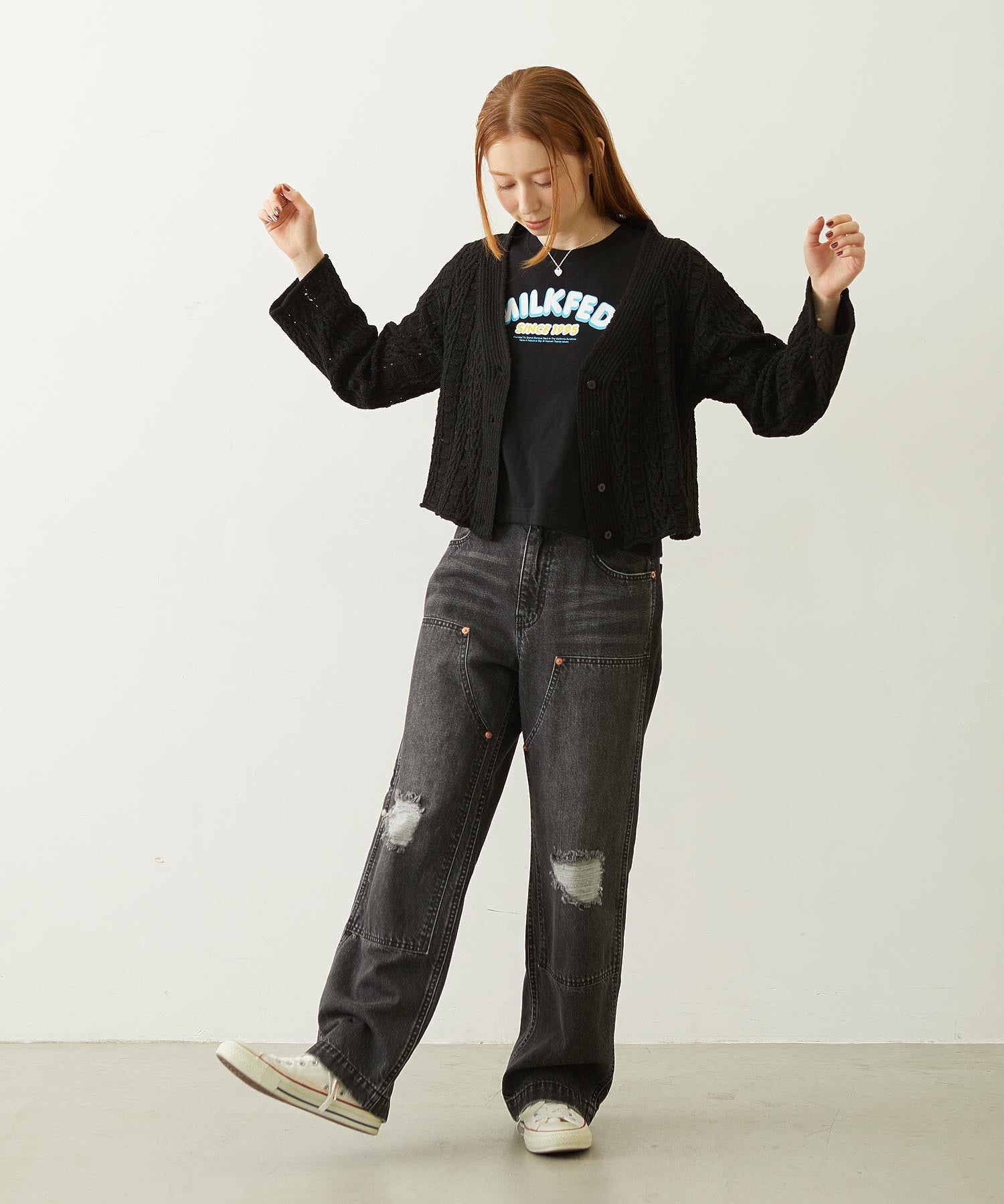 DOUBLE KNEE DISTRESSED DENIM PANTS