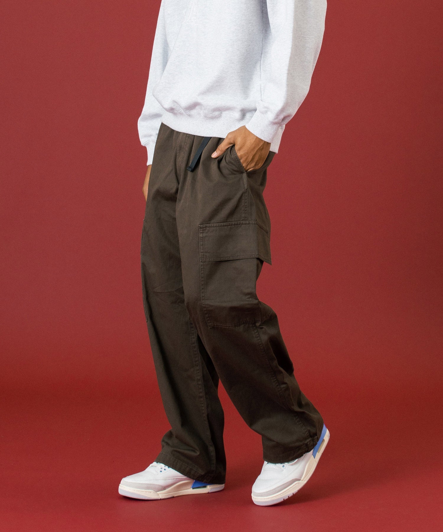 MODEL 身長185cm / 着用サイズ：Lサイズ