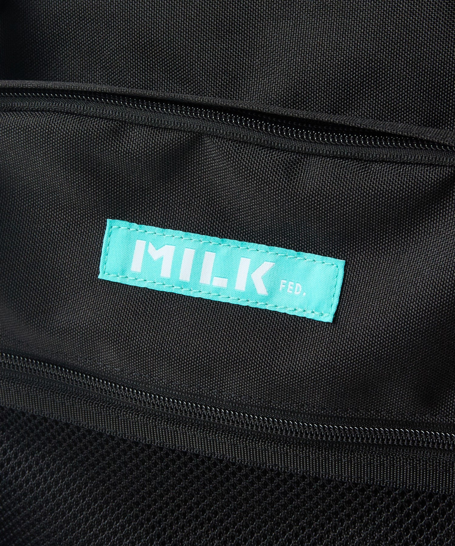W ZIP BACKPACK LtGREEN