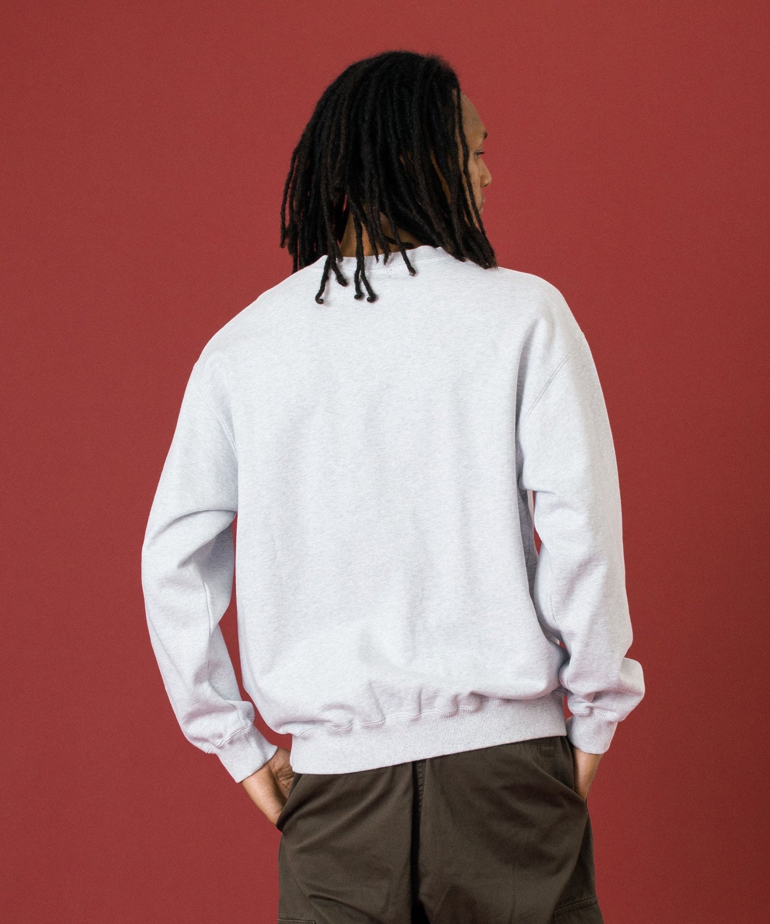 COLLEGE LOGO CREWNECK SWEATSHIRT