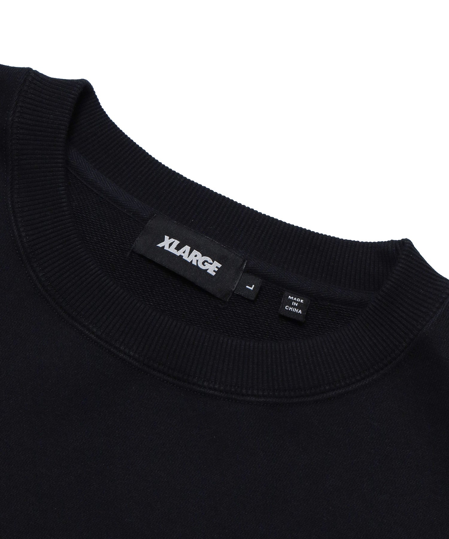 ZIP POCKET CREWNECK SWEATSHIRT