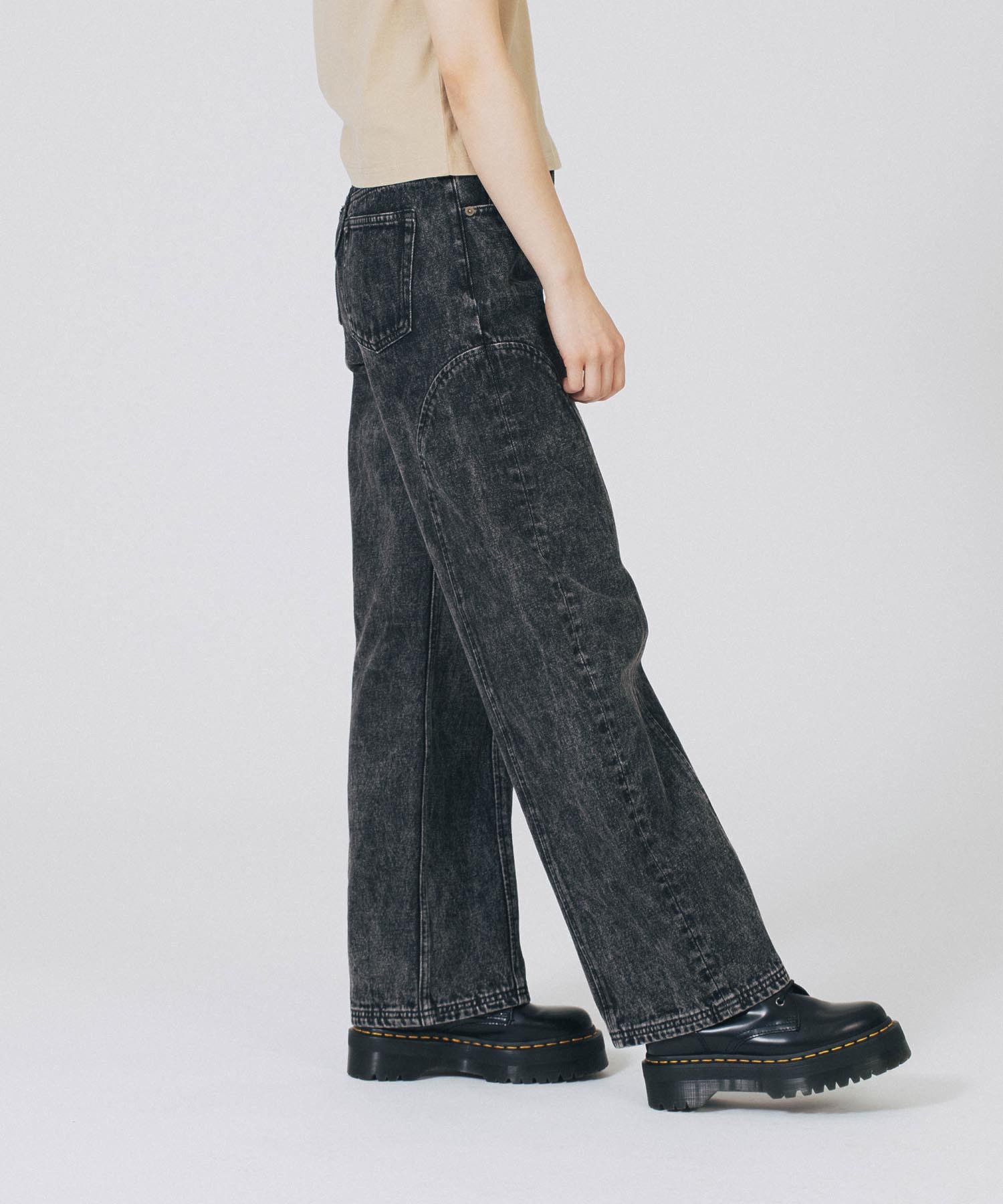 model　H:163cm 着用サイズ:M