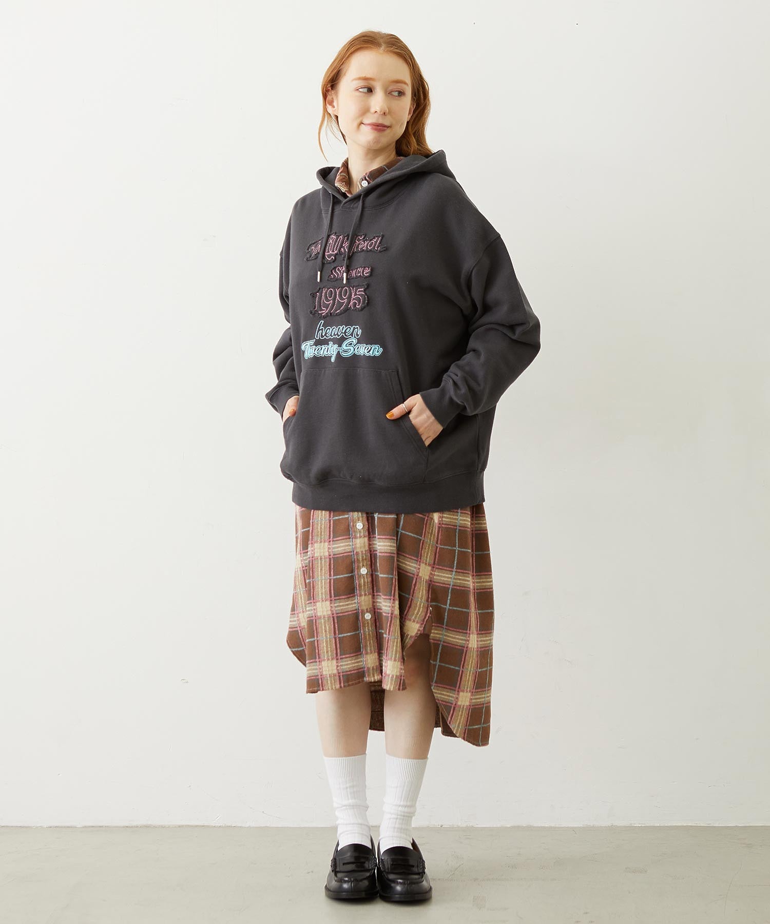 STITCHED LOGO SWEAT HOODIE