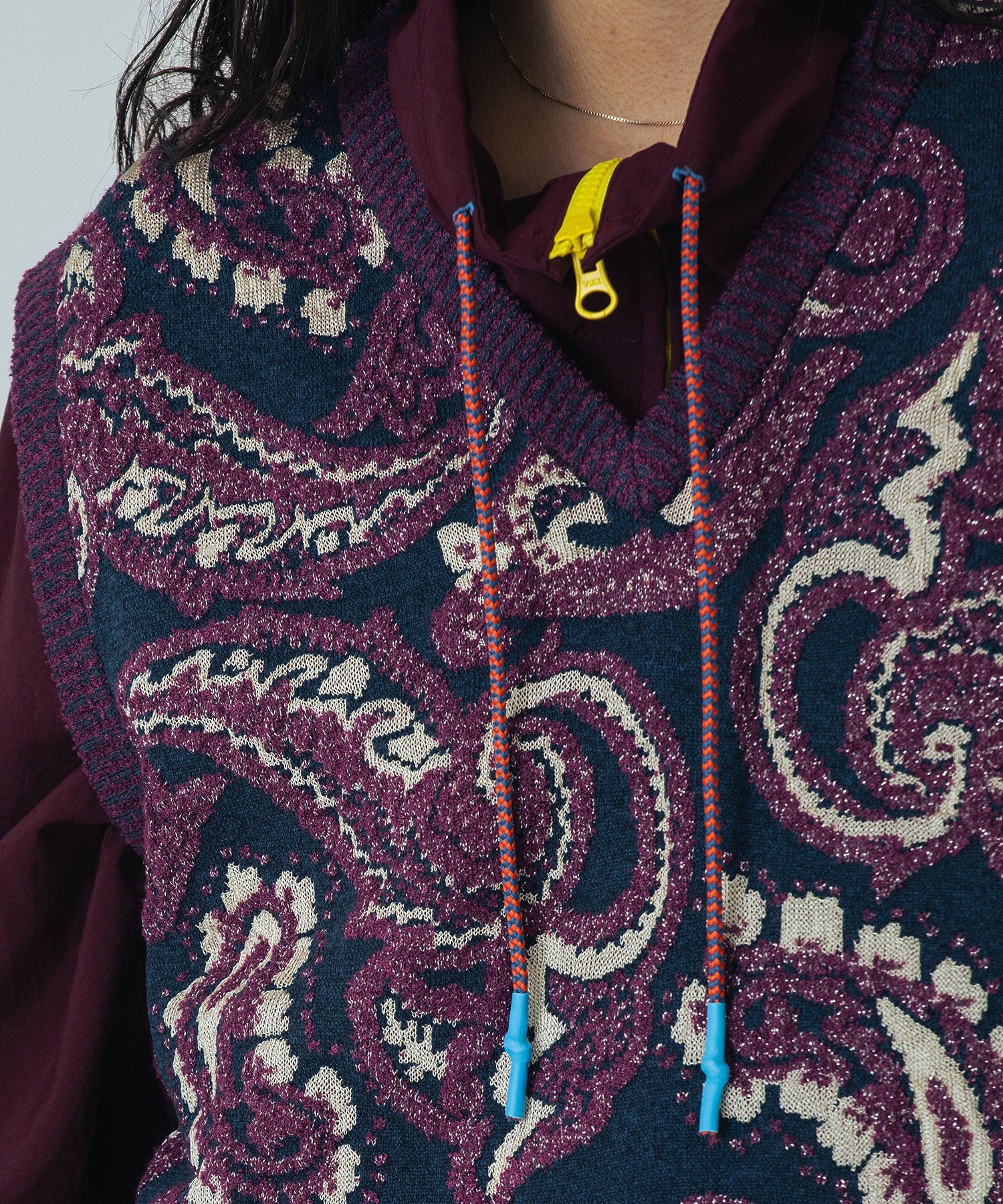 mici/PAISLEY JAQUARD KNIT VEST