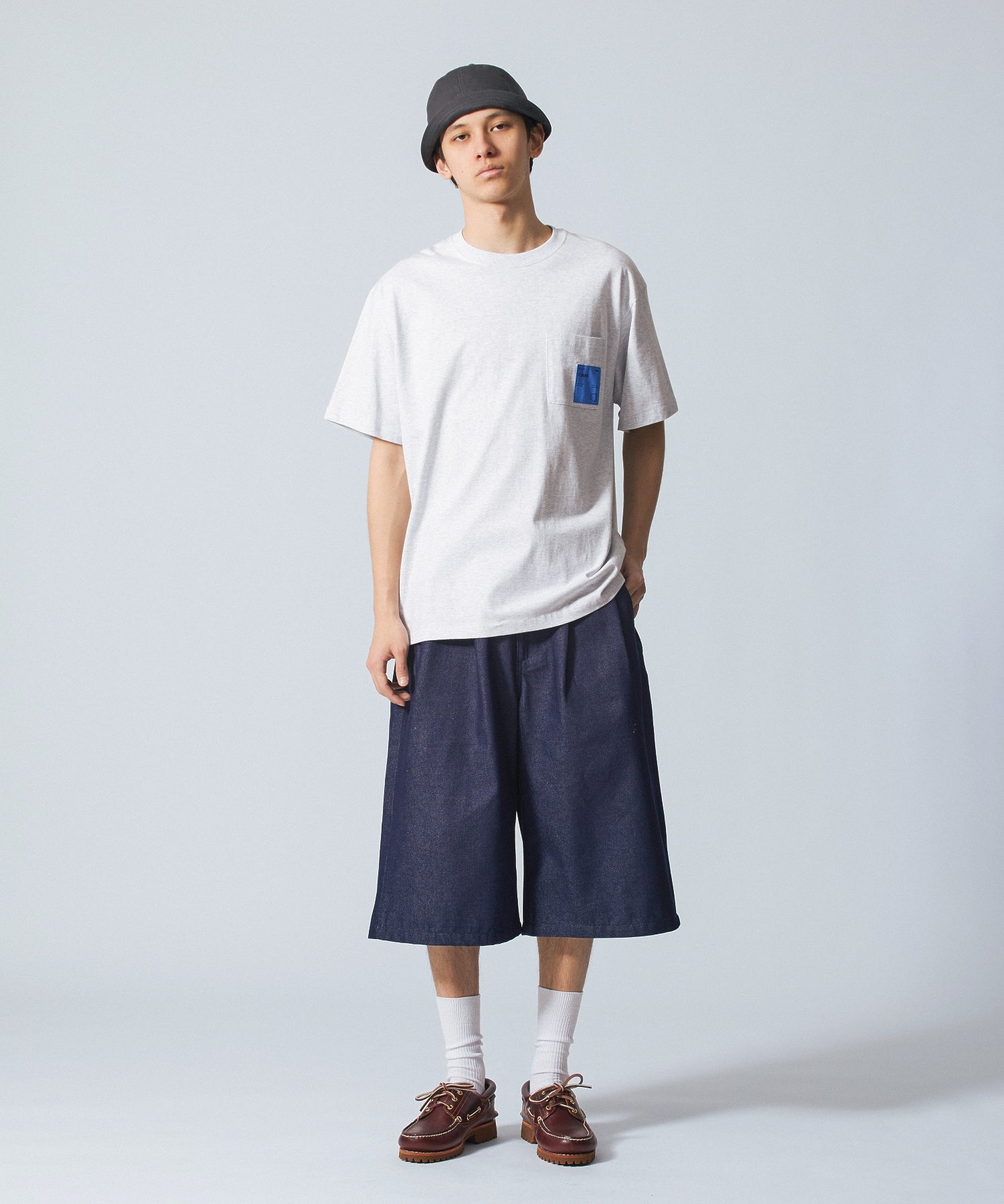 SHORT BAGGY DENIM PANTS