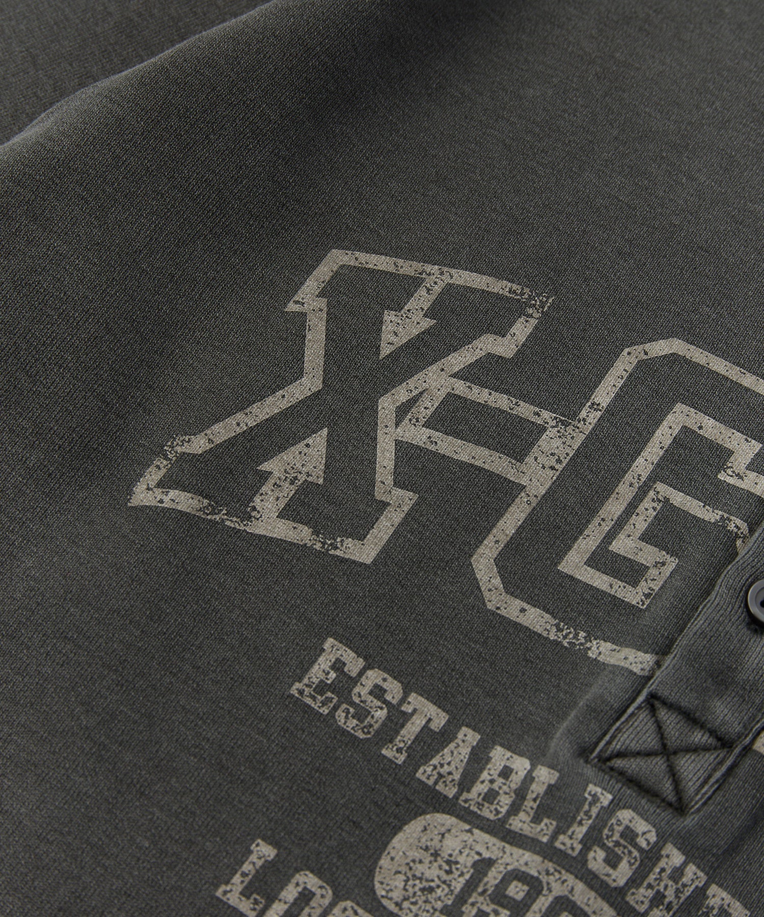 COLLEGE LOGO L/S COMPACT TOP