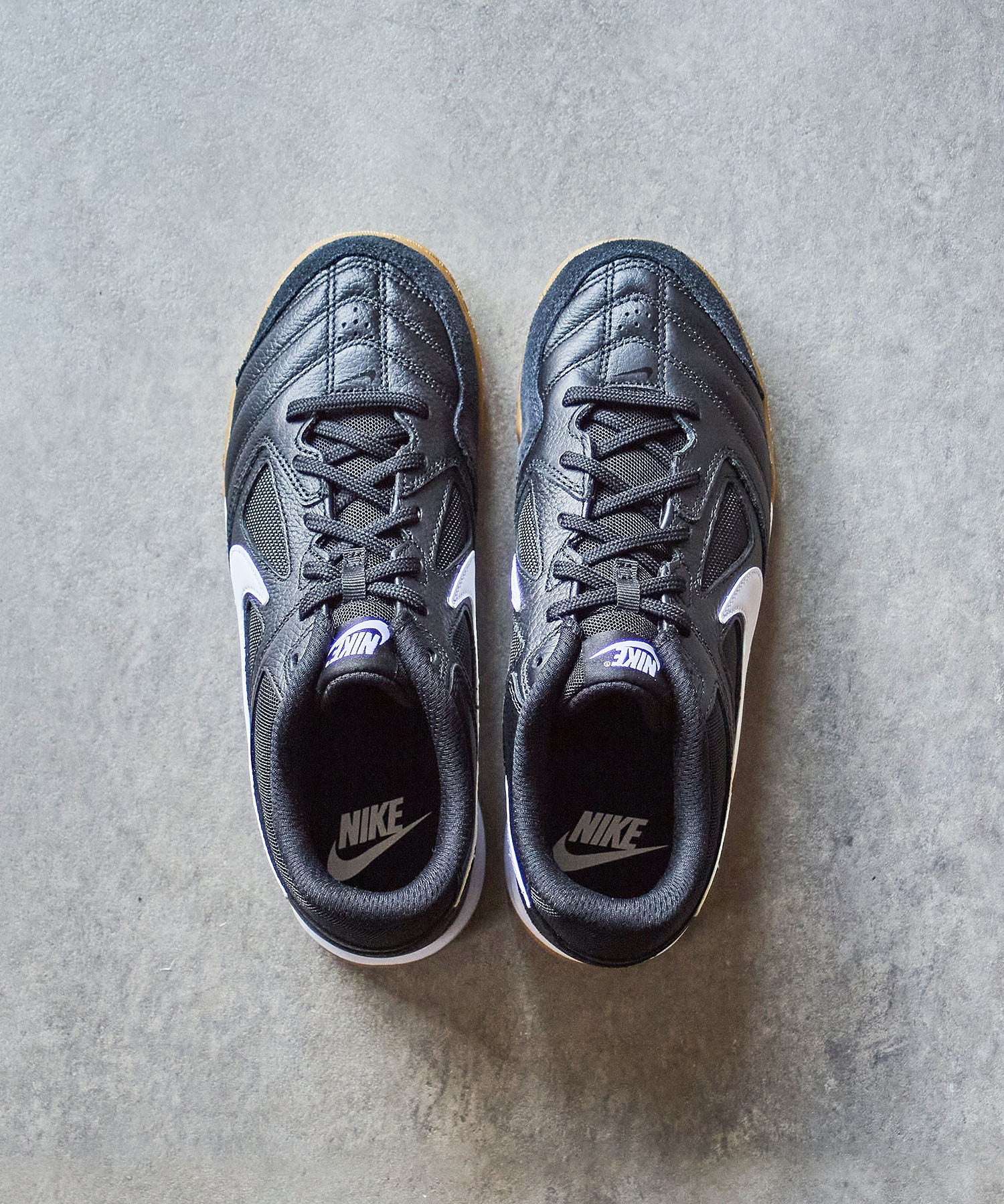NIKE/GATO