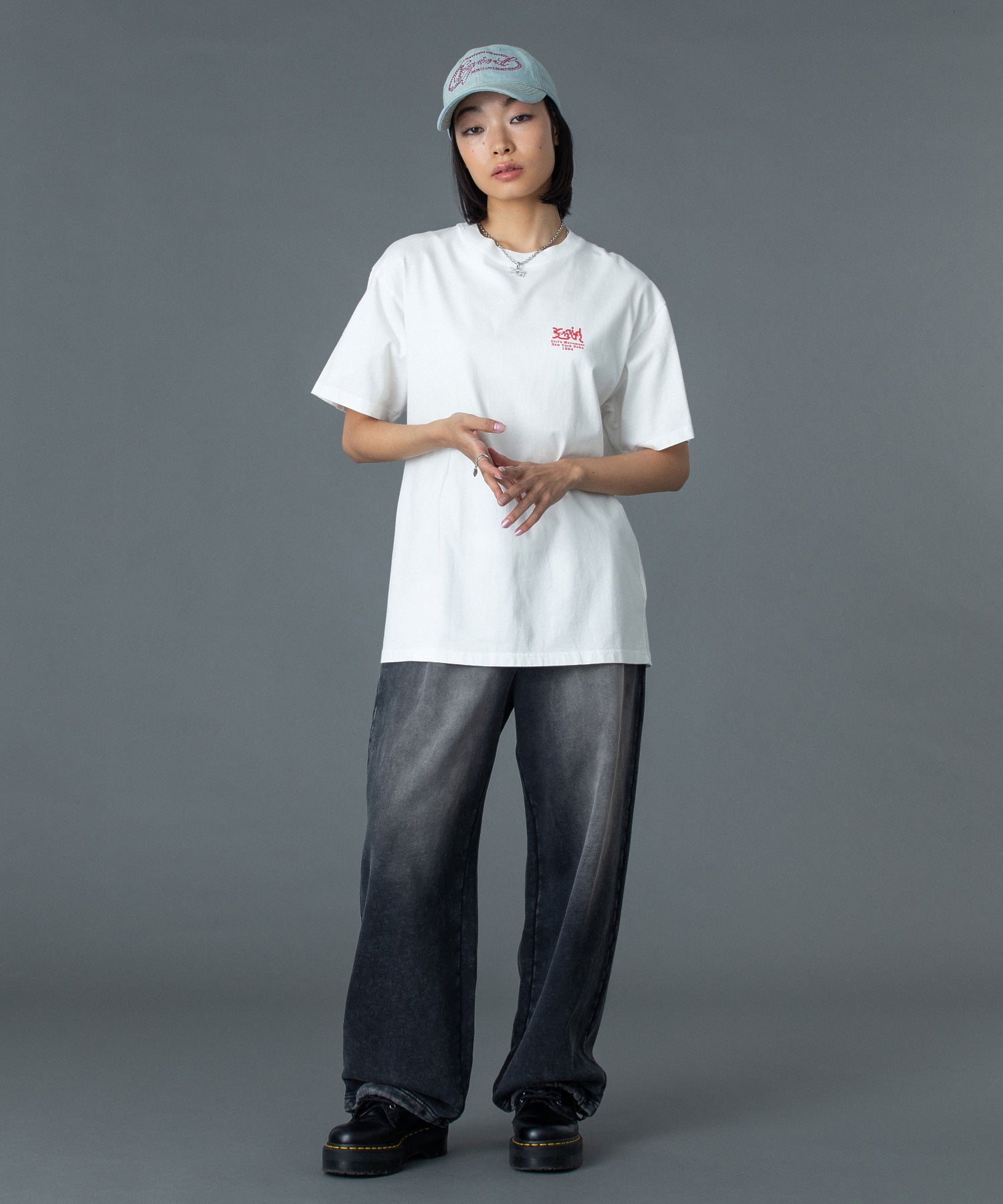 FACE LABEL WASHED SWEATPANTS