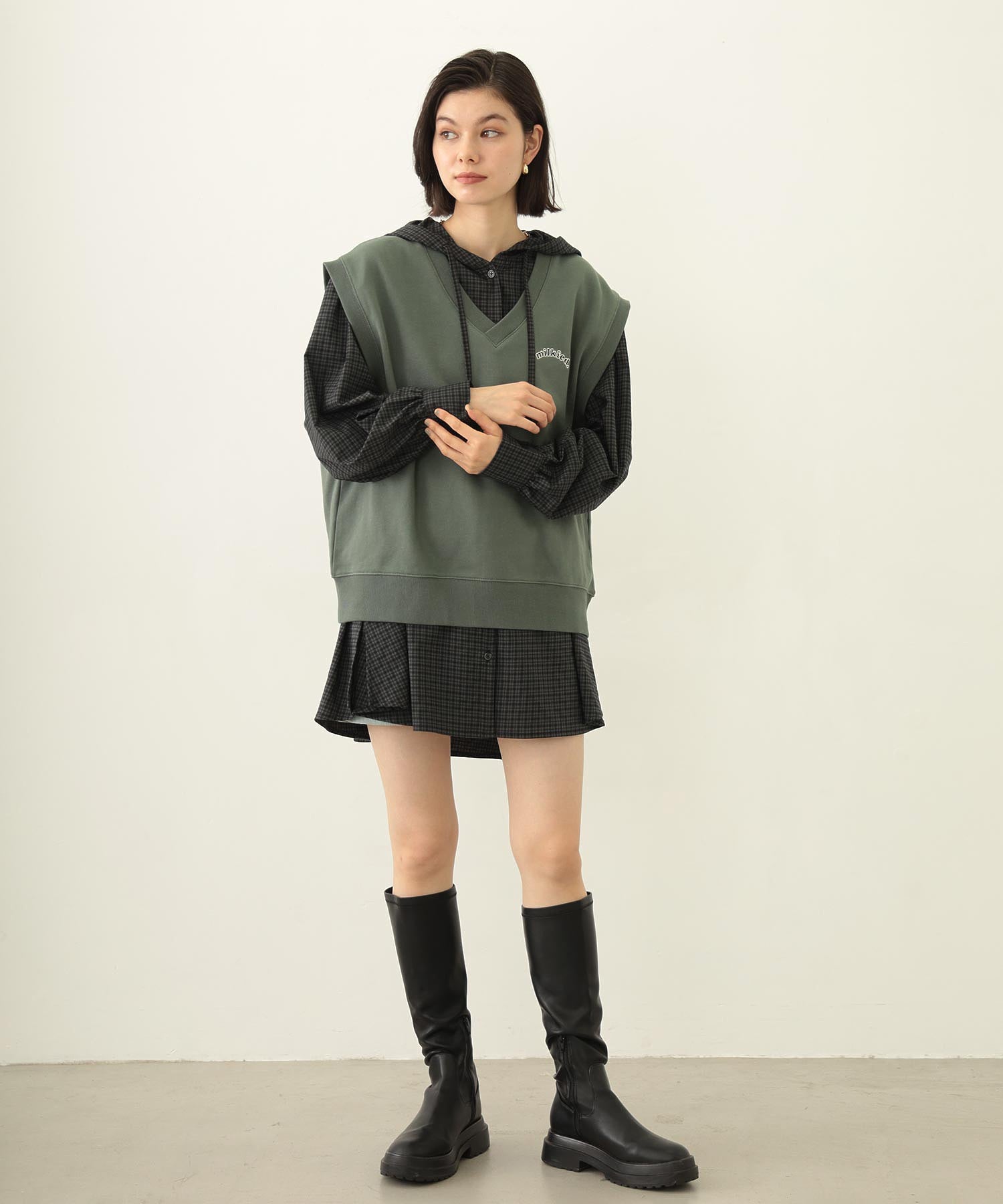 VOLUME SLEEVE HOODED BLOUSE