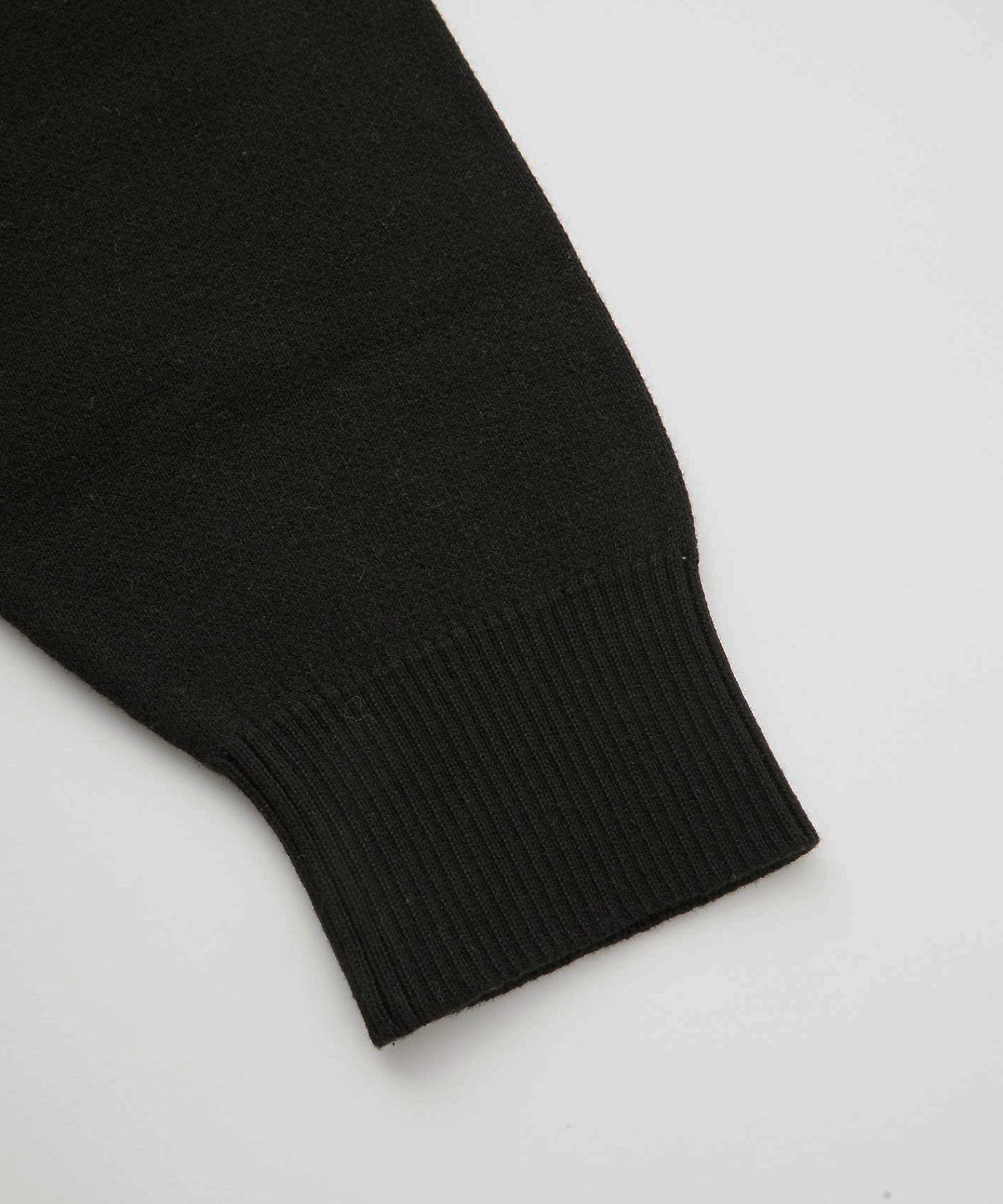 XG MONOGRAM LOGO JACQUARD KNIT TOP