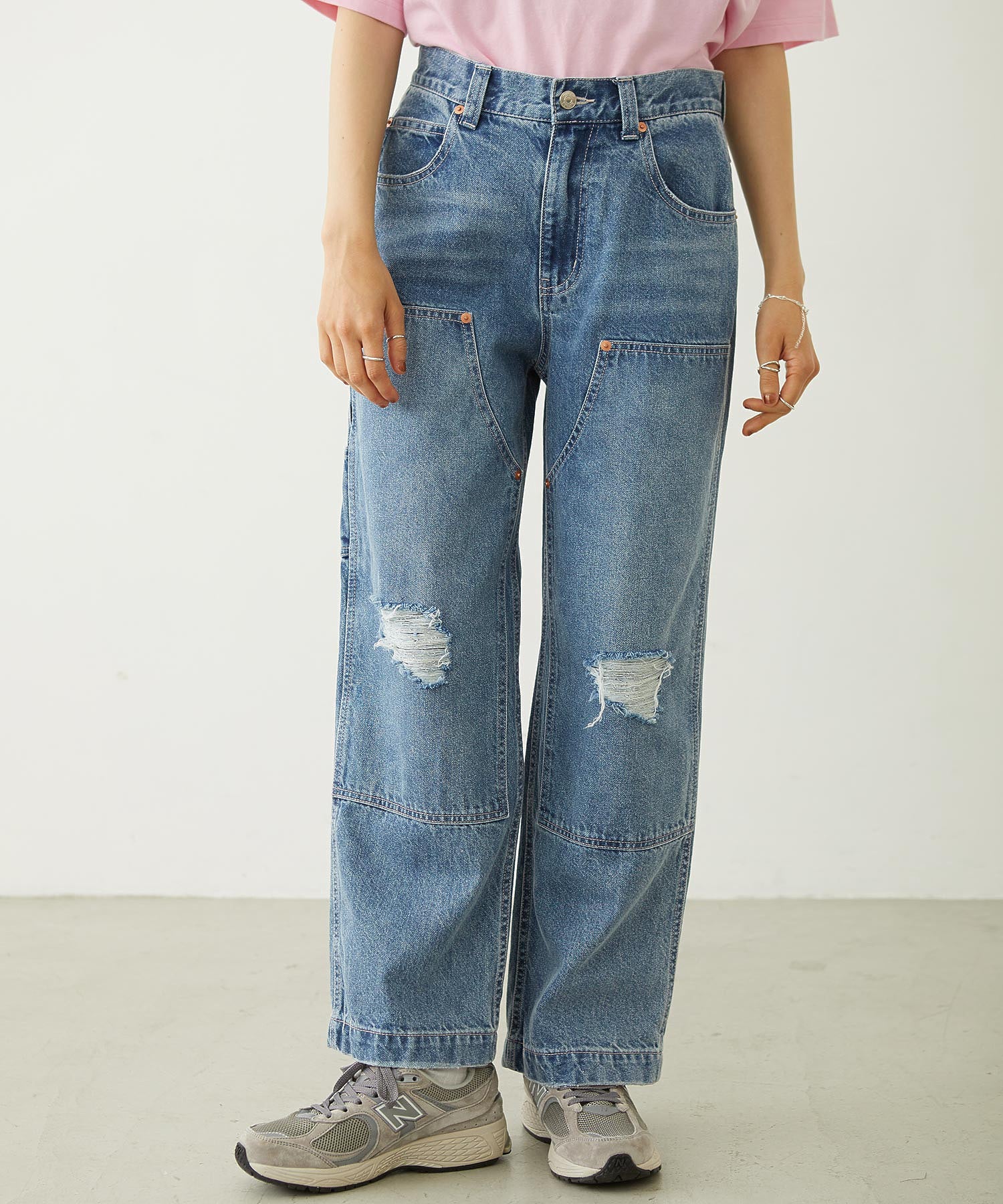 DOUBLE KNEE DISTRESSED DENIM PANTS