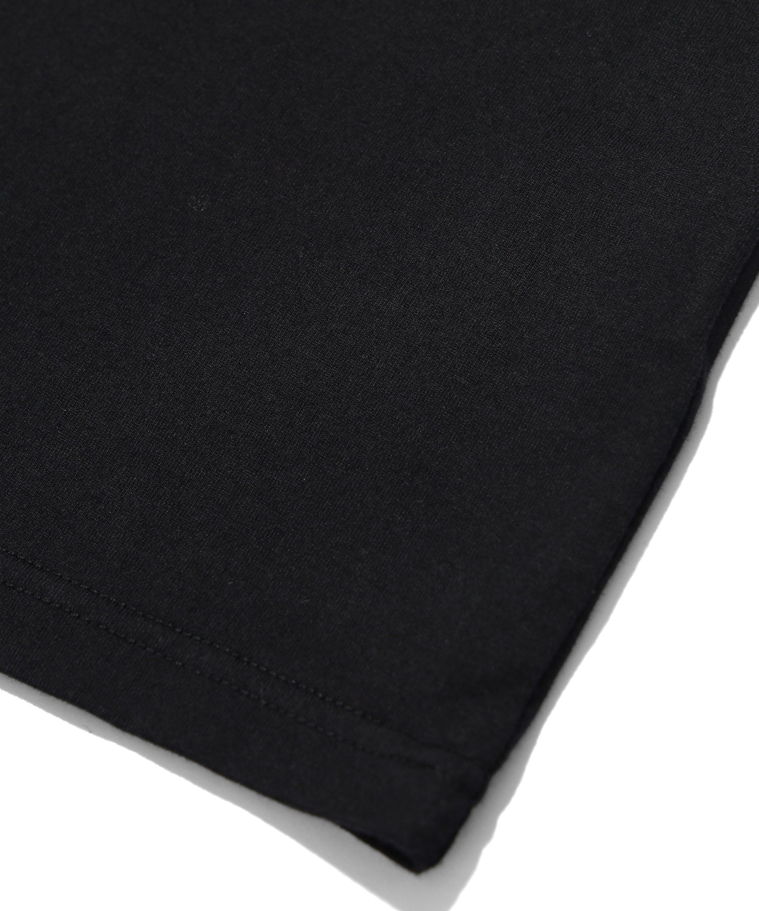 V-NECK L/S TEE